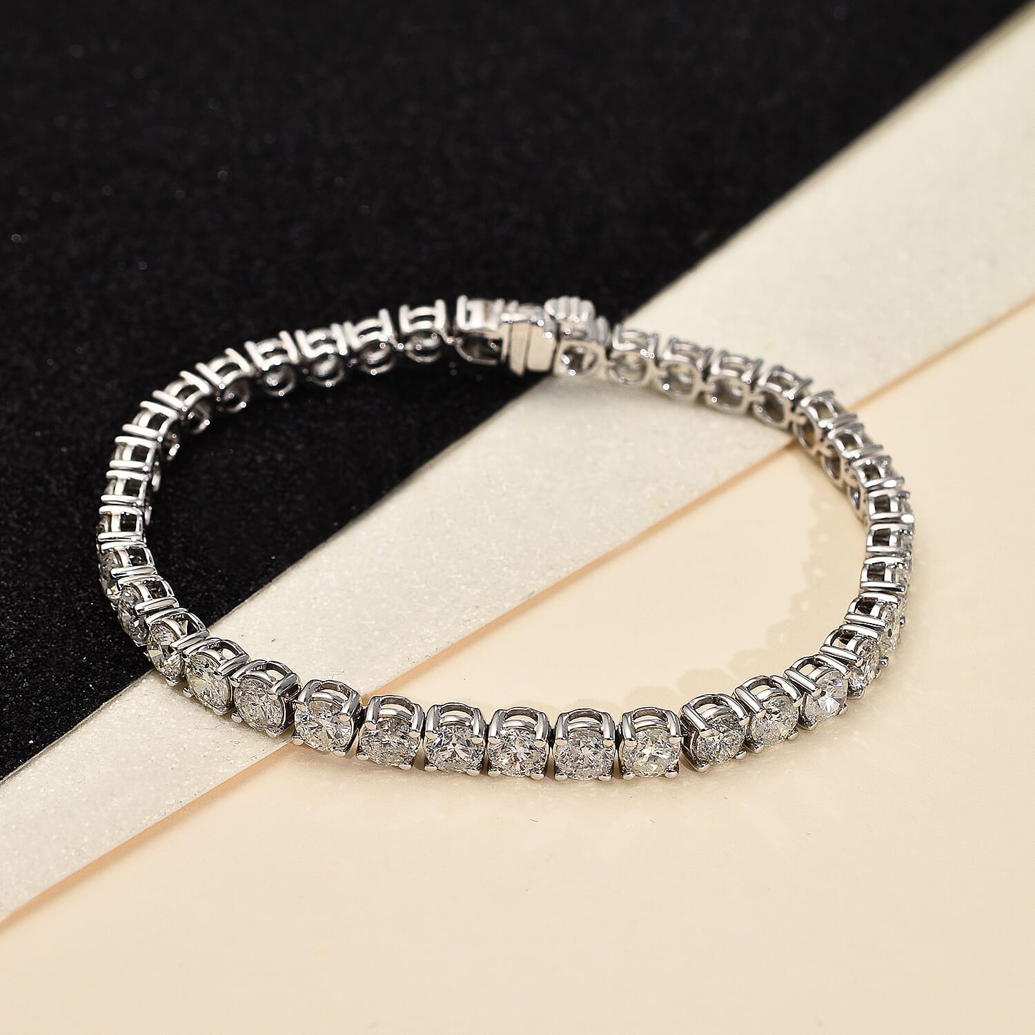 NY Close Out Deal- 14K White Gold Certified Diamond (I1-G-H) Tennis Bracelet (Size 7) 12.00 Ct, Gold Wt 14.50 Gms