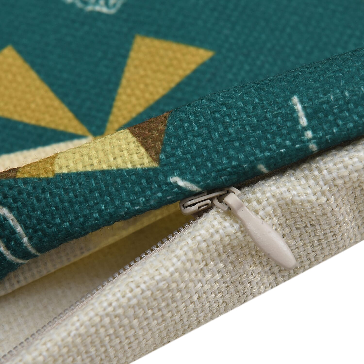 Set of 4 - Christmas Theme Pattern Cushion Cover (Size 44 Cm)- Green & Yellow