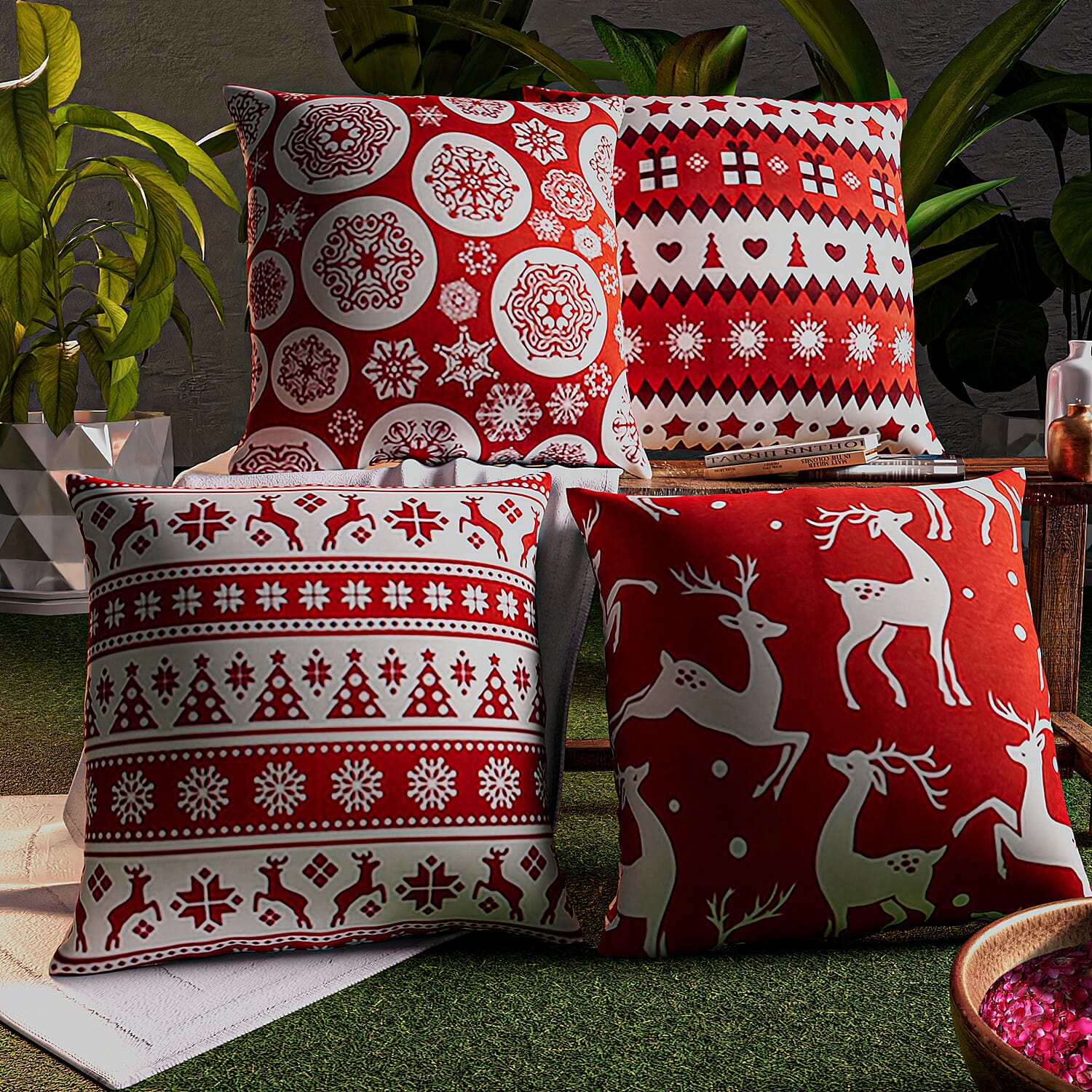 Set of 4 - Christmas Theme Pattern Cushion Cover (Size 44 Cm)- Off White & Red