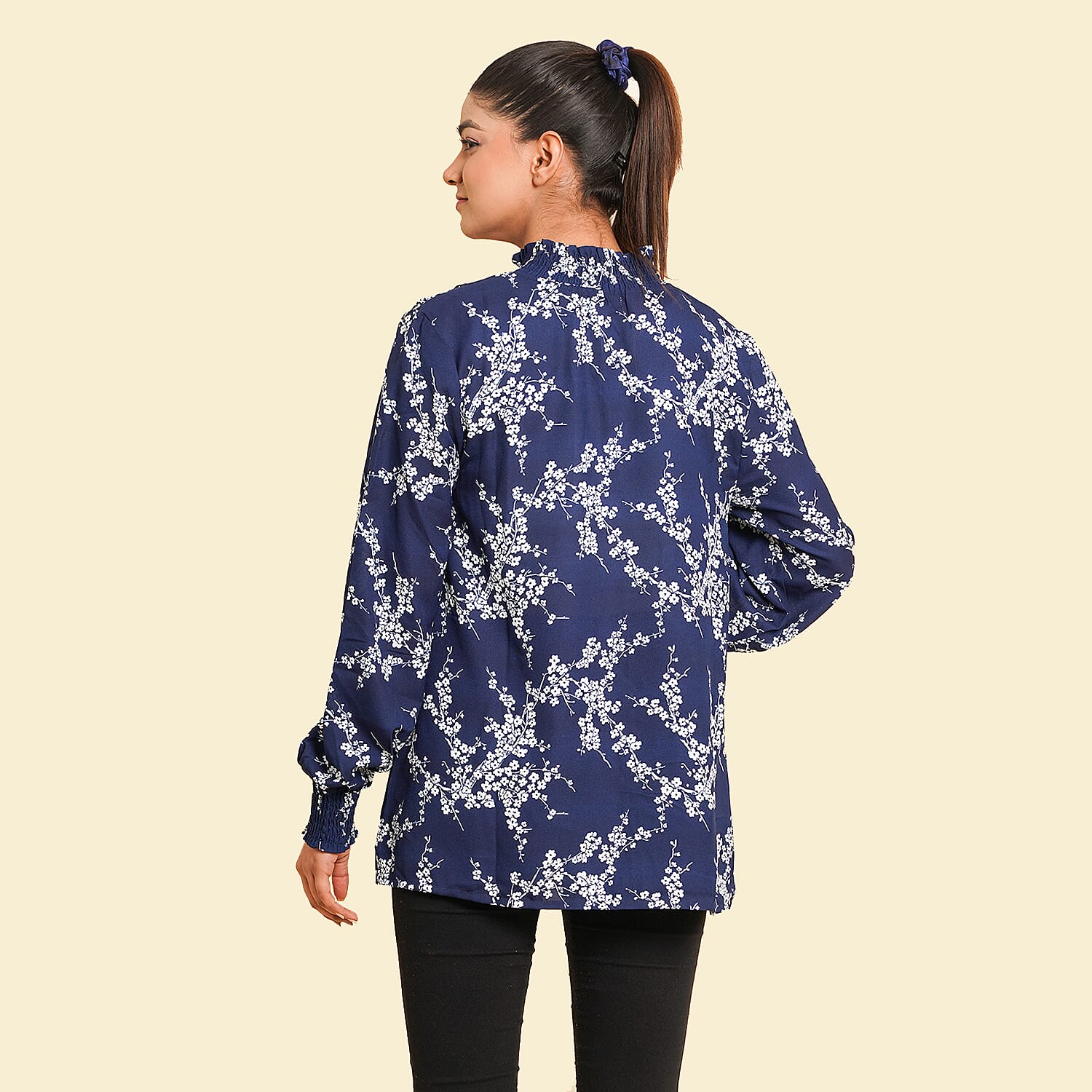 TAMSY Floral Pattern Top (Size 14) - Navy & White