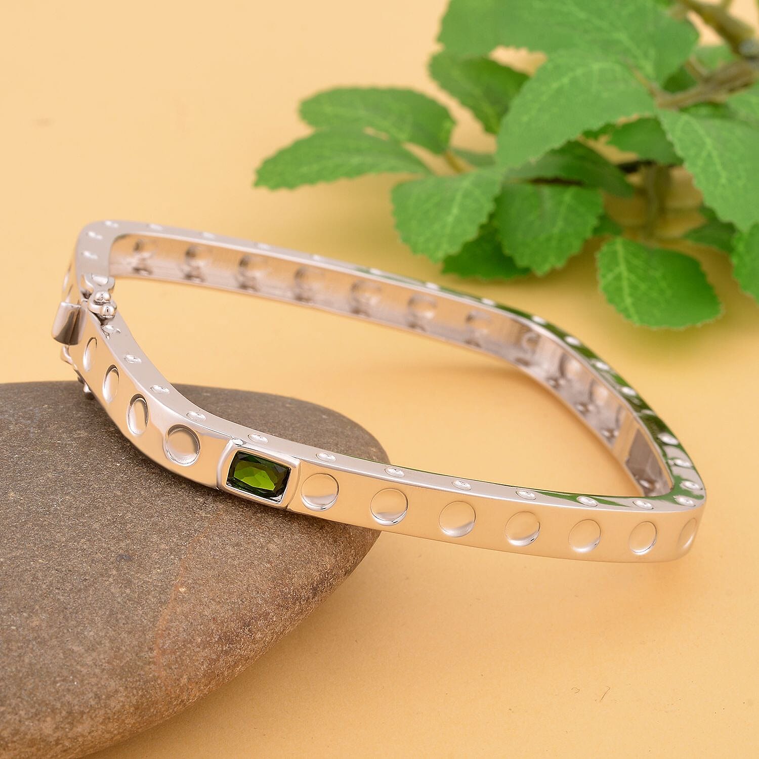 Natural Chrome Diopside  Bangle in Rhodium Overlay Sterling Silver 1.21 ct,  Silver Wt. 28.5 Gms  1.210  Ct.