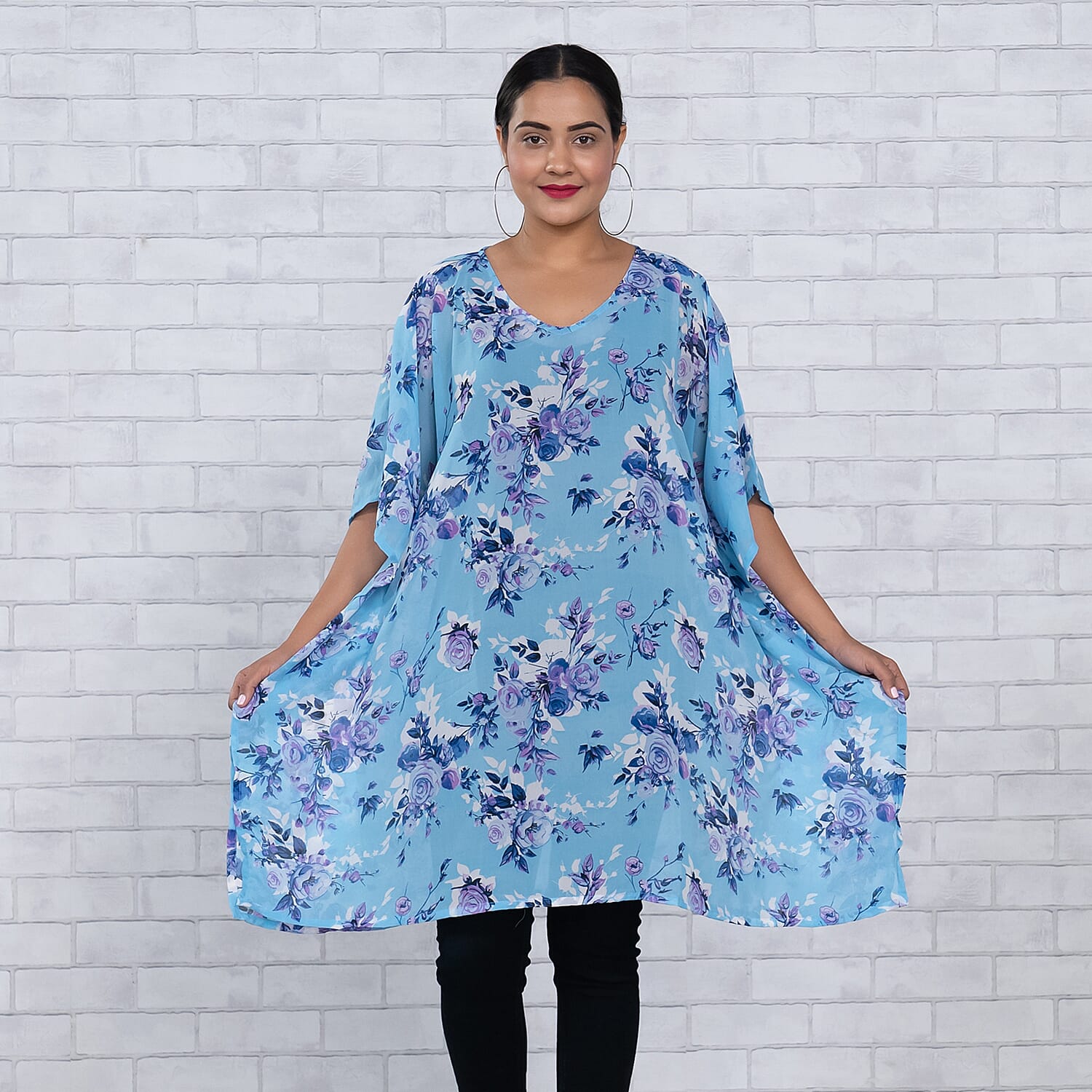 TAMSY Floral Printed Curve Top- Blue