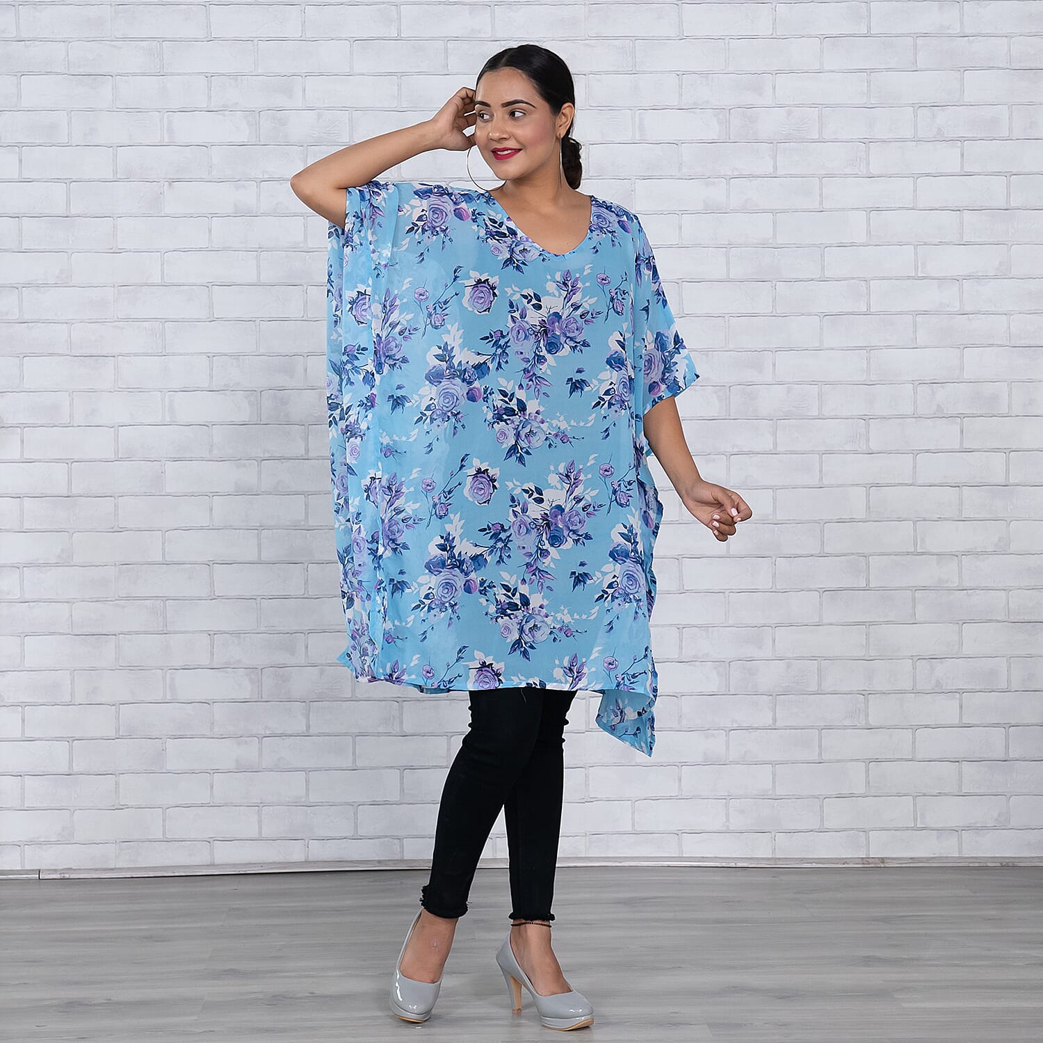 TAMSY Floral Printed Curve Top- Blue