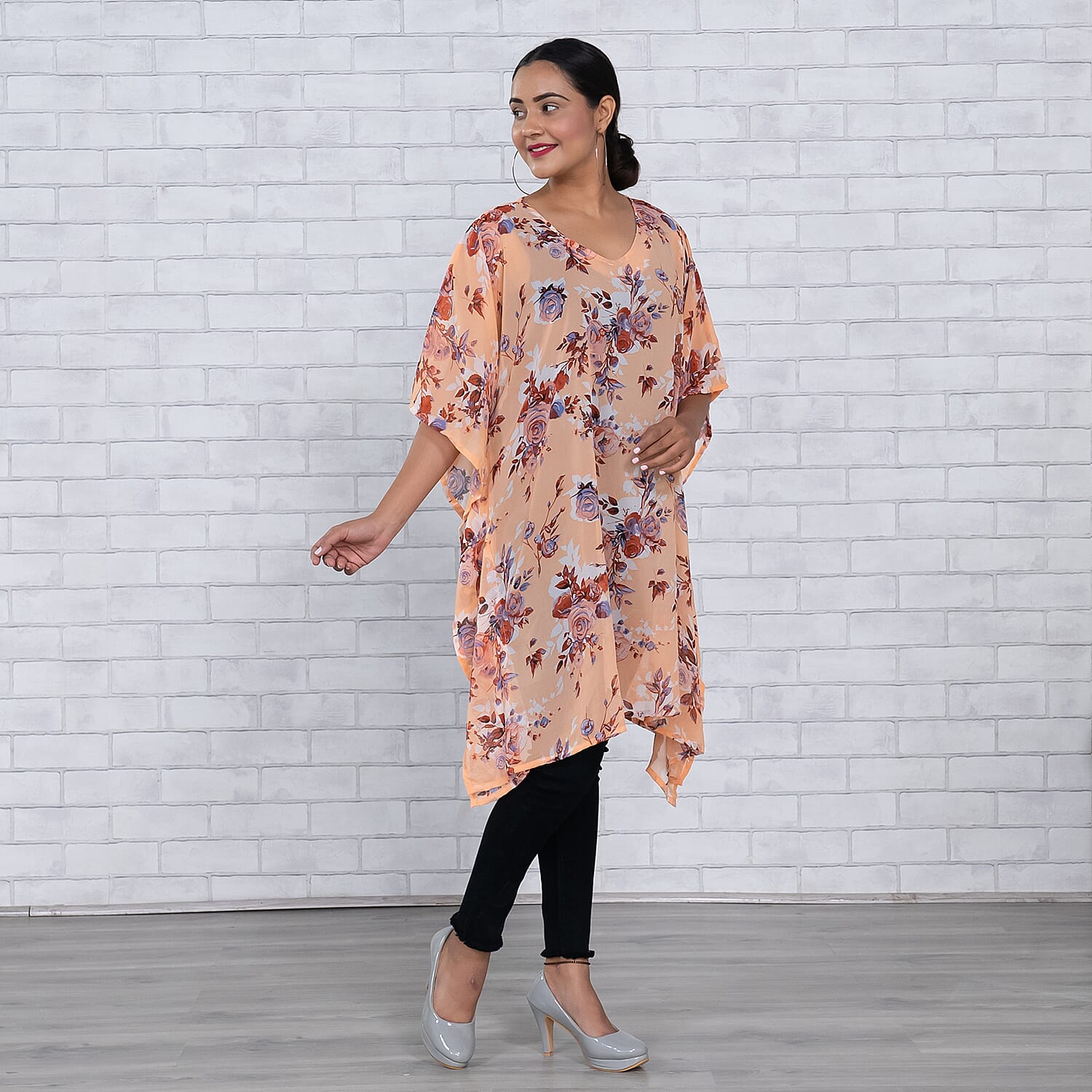 TAMSY Floral Printed Curve Top (One Size Fits Most 10-22) - Peach