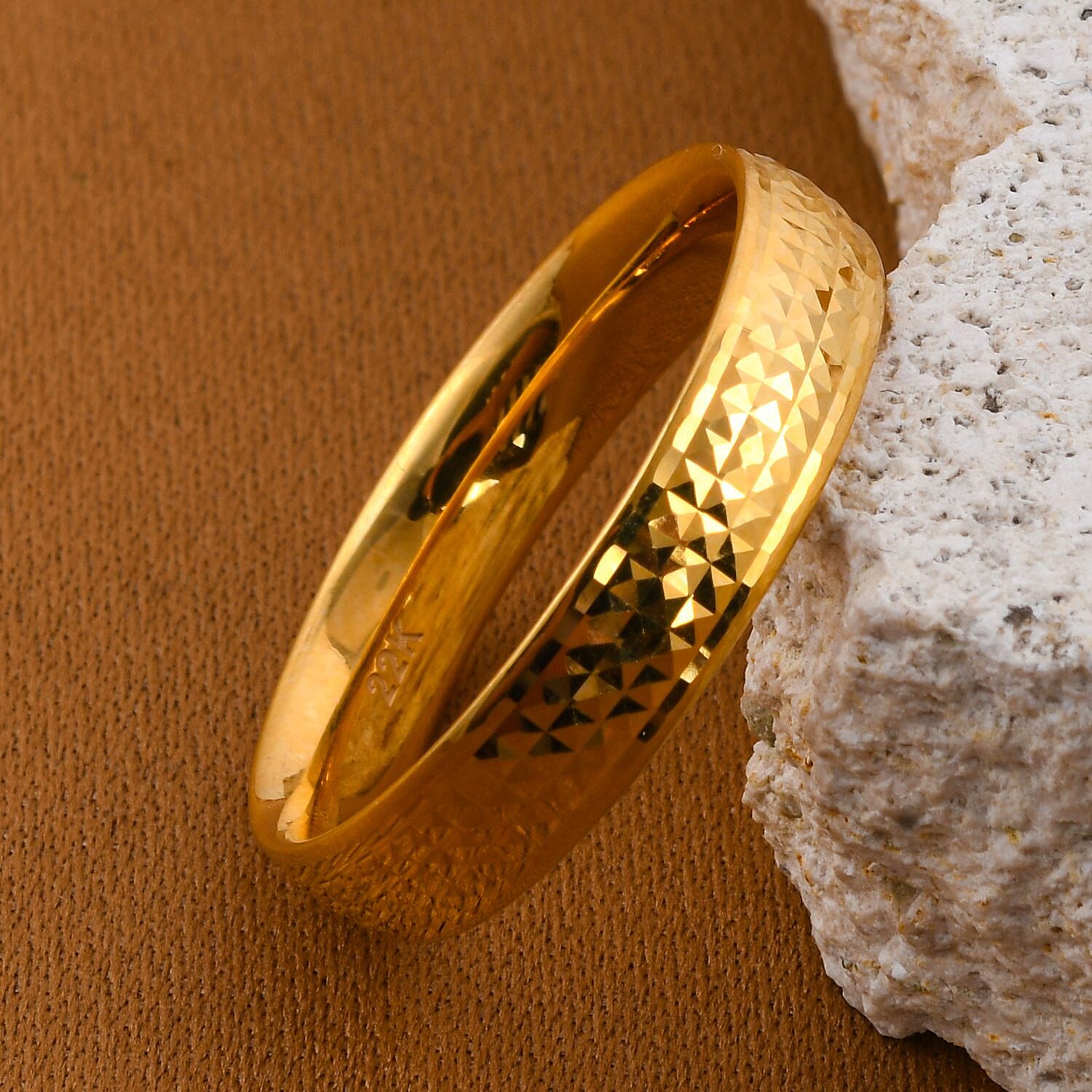 22K Yellow Gold Diamond Cut Band Ring