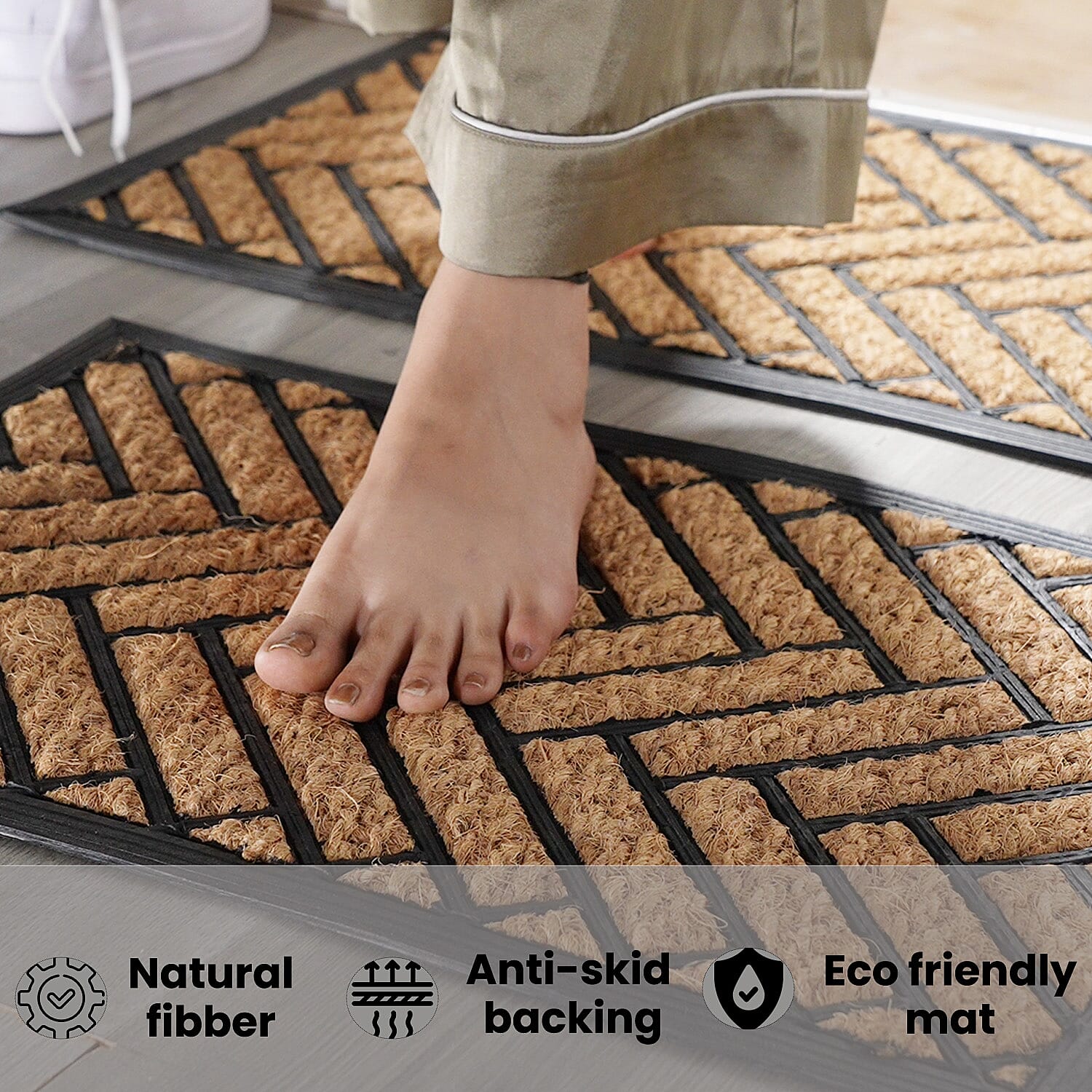 Set of 2 - Rubber Chevron Door Mats (Size 60x40 cm) - Brown & Black