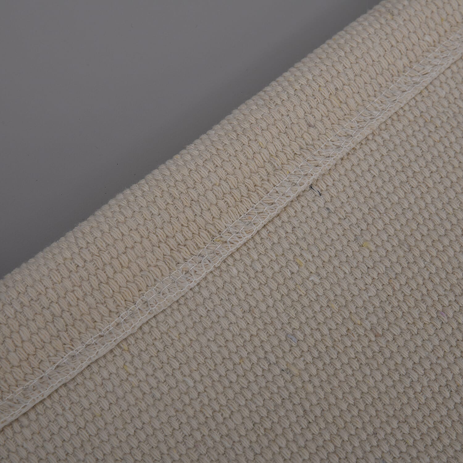 TJC Plant Pattern Wall Hanging Tapestry with Tassel (Size 65x50x18 Cm) - Red & Green