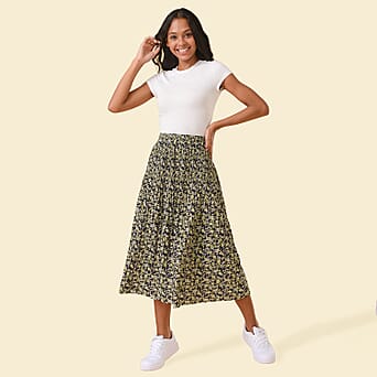 https://tjcuk.sirv.com/Products/73/3/7332663/TAMSY-Floral-Pattern-Skirt-Black-and-Multi_7332663.jpg?w=342&h=342