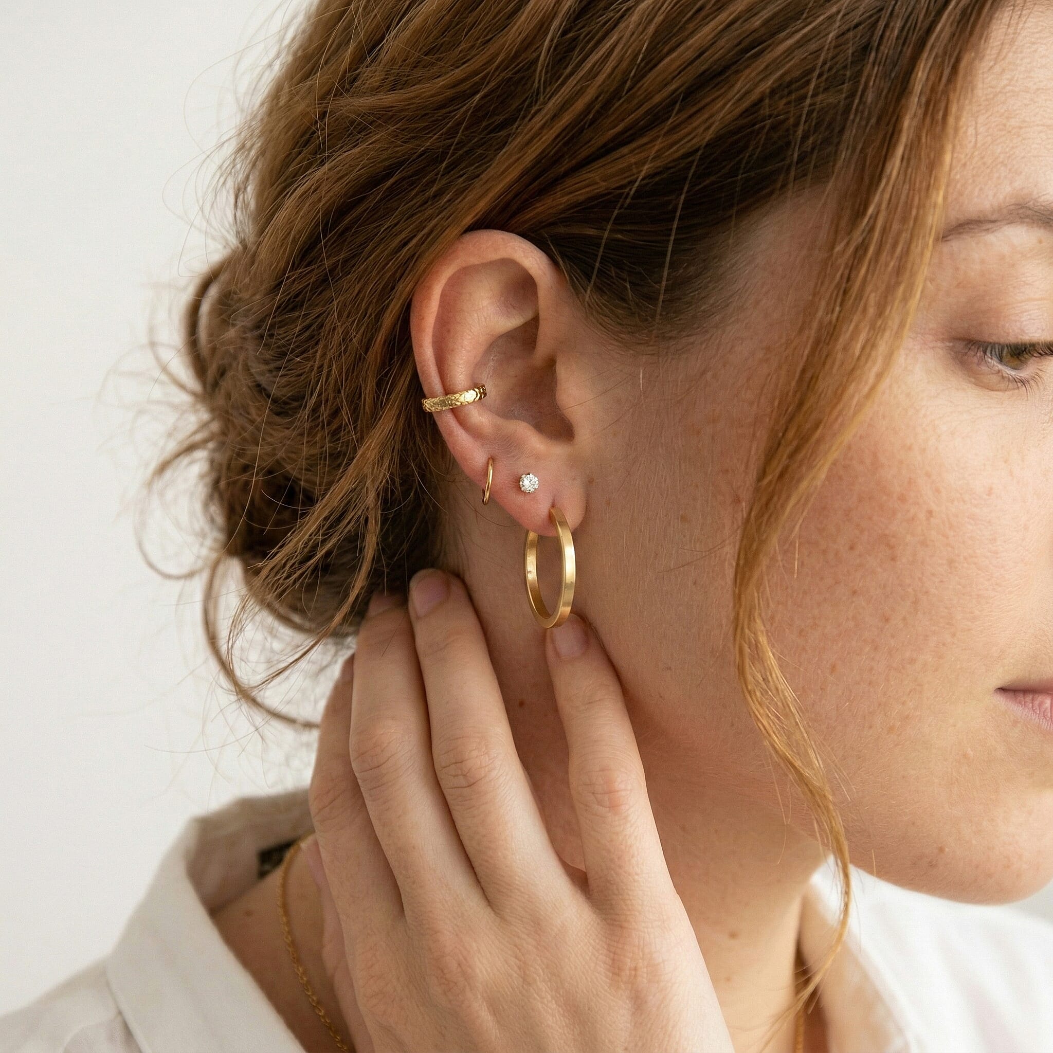 9K Yellow Gold  Earring,  Gold Wt. 1.4 Gms