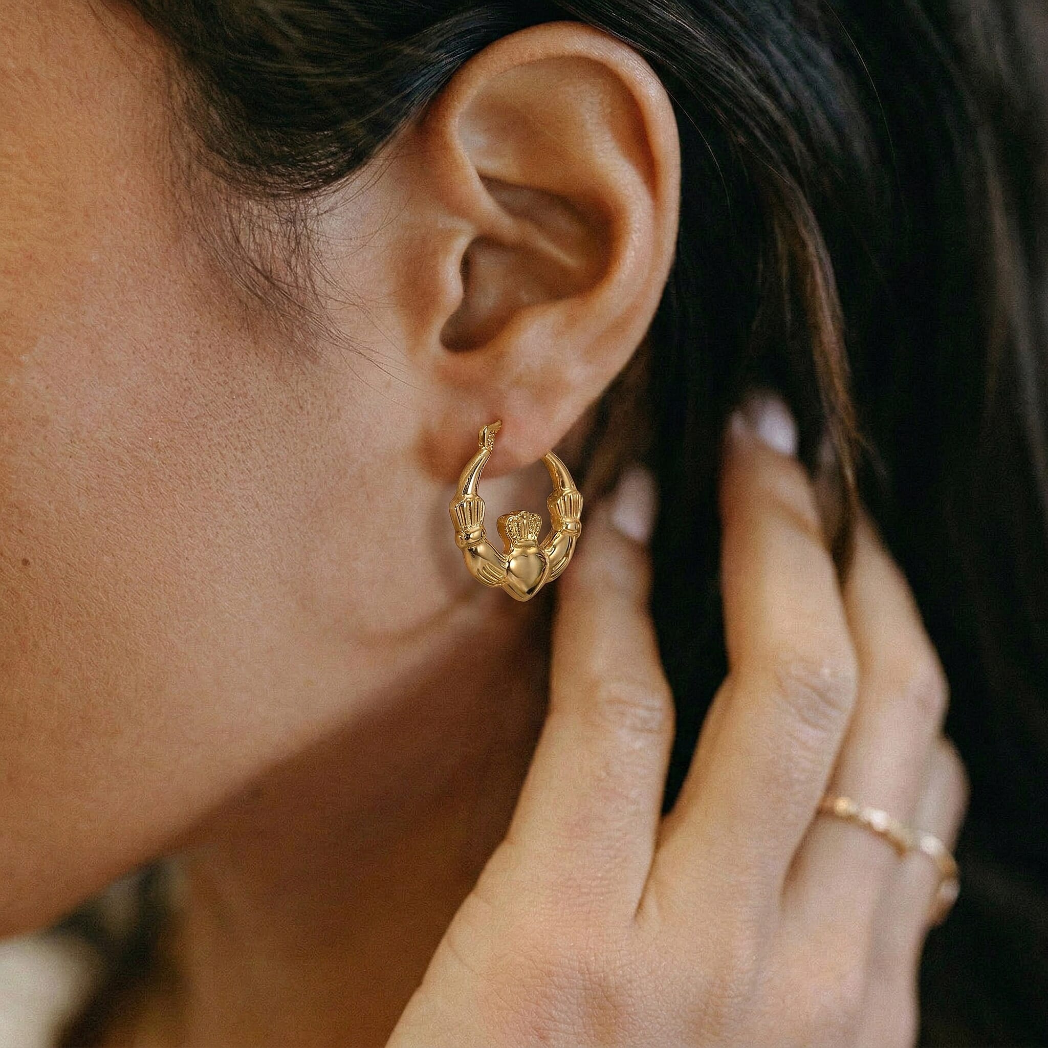 9K Yellow Gold  Earring,  Gold Wt. 0.97 Gms