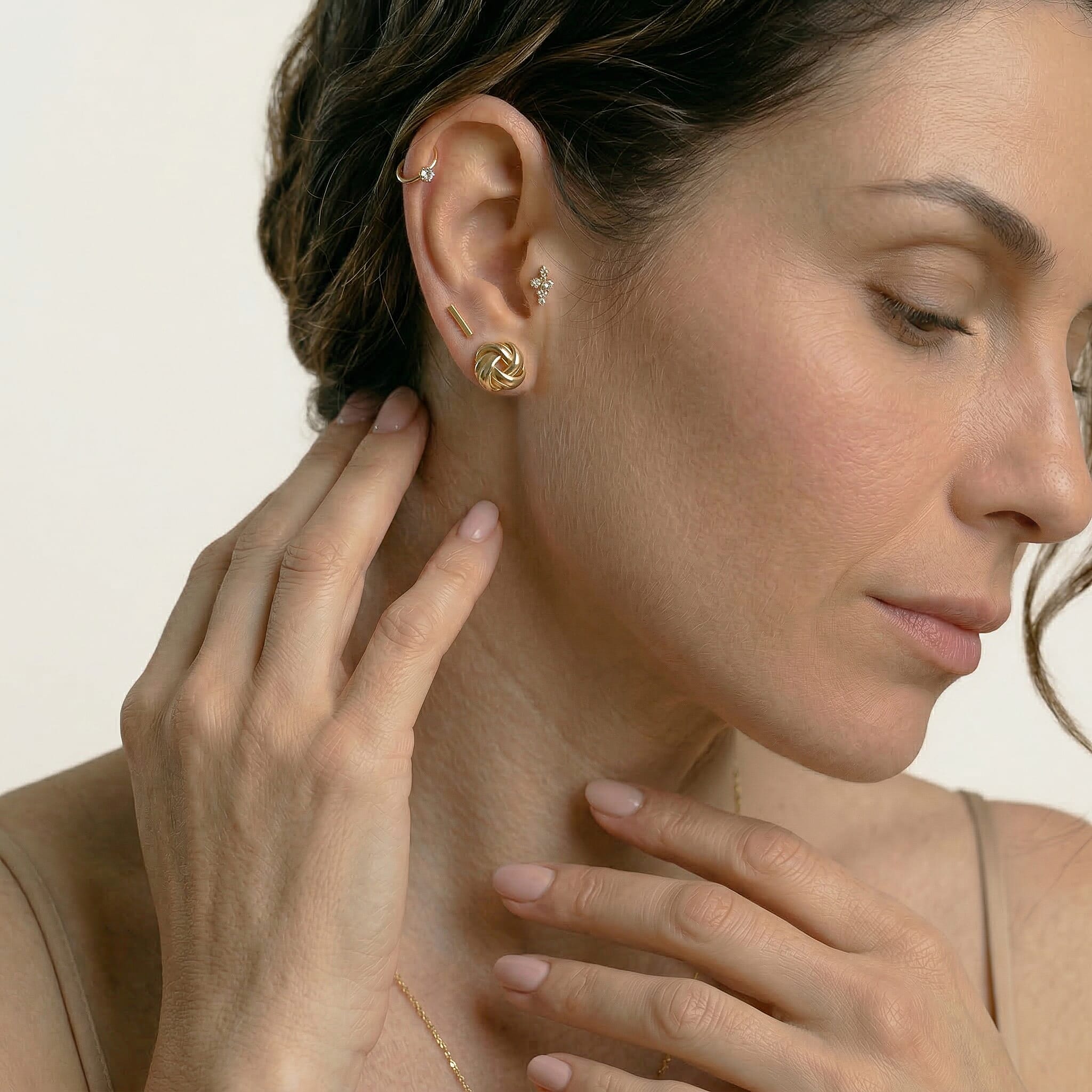 9K Yellow Gold  Earring,  Gold Wt. 0.9 Gms