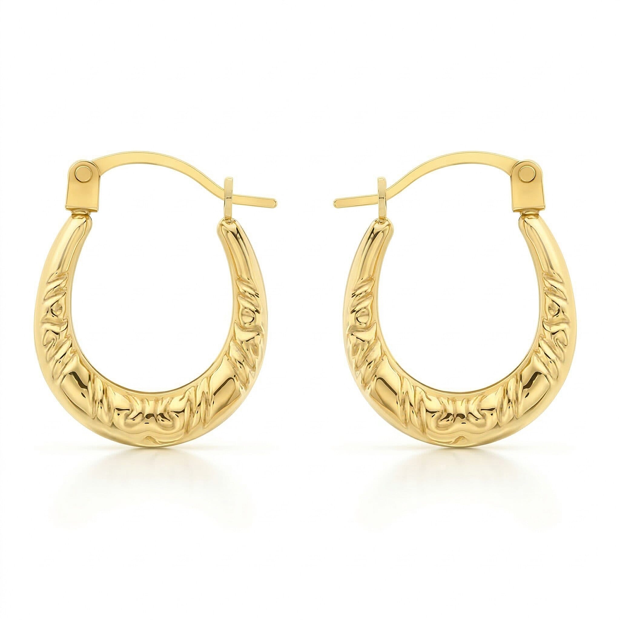 18K Yellow Gold  Earring,  Gold Wt. 0.6 Gms