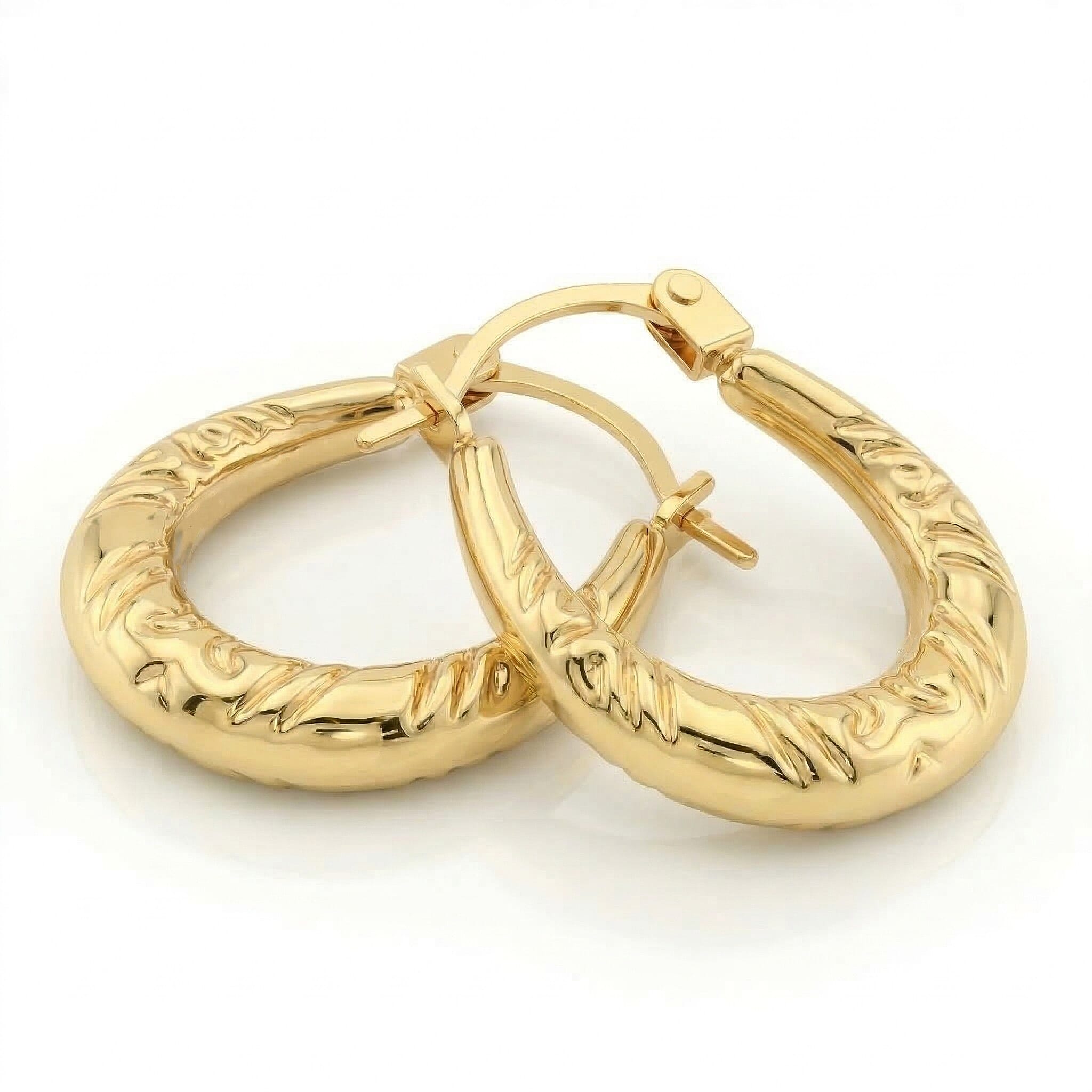 18K Yellow Gold  Earring,  Gold Wt. 0.6 Gms