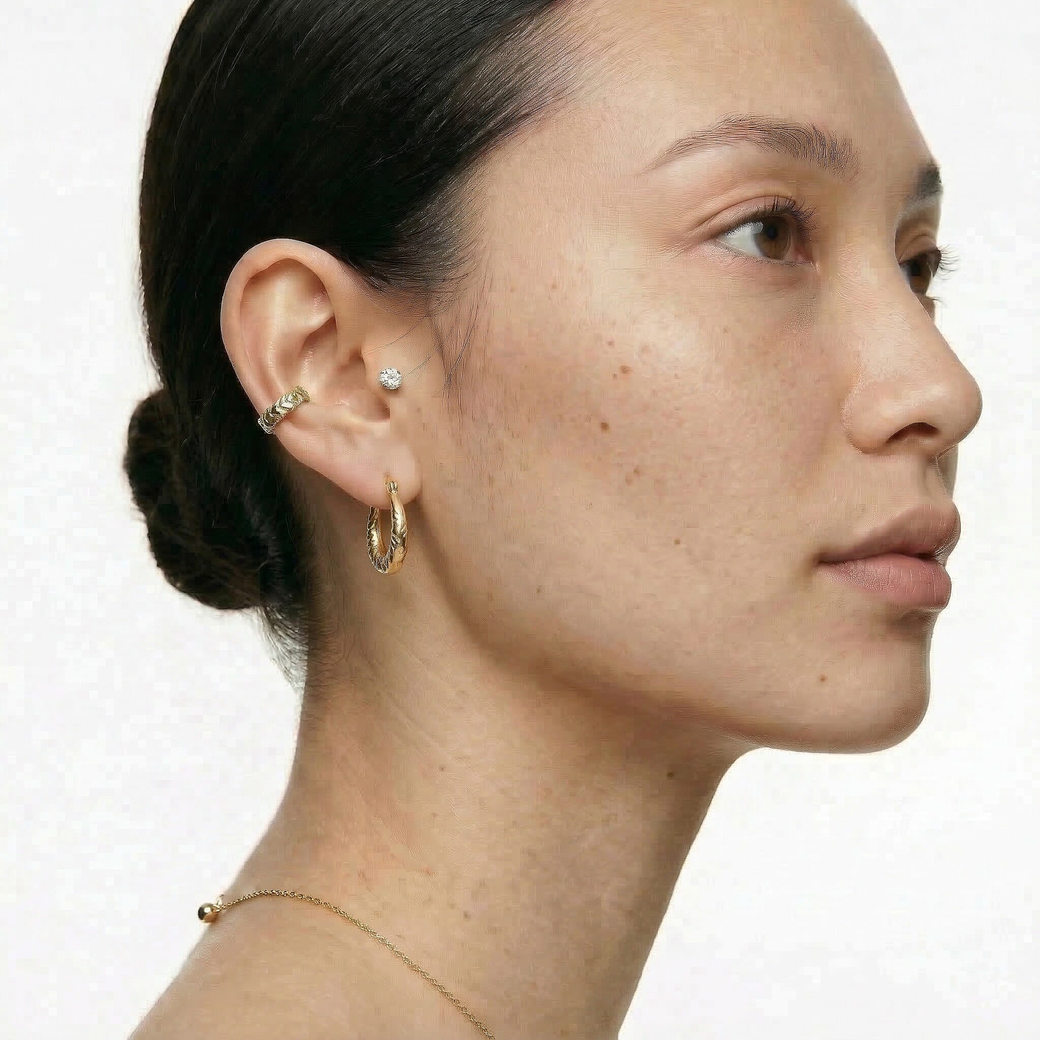 18K Yellow Gold  Earring,  Gold Wt. 0.6 Gms