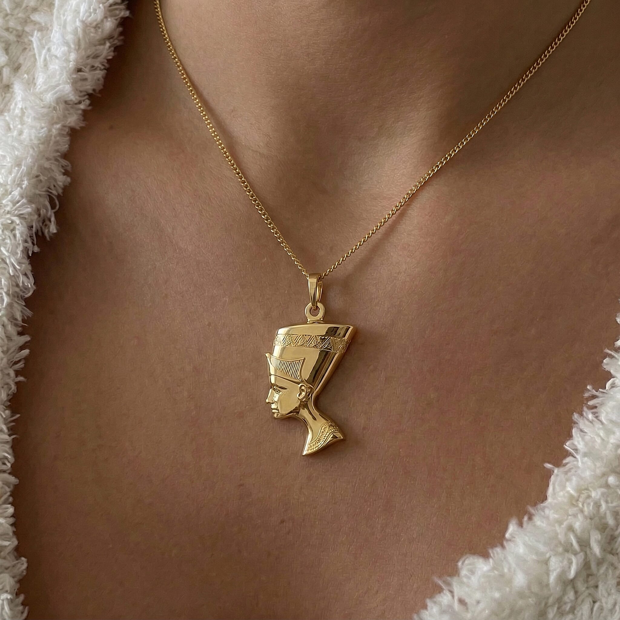 9K Yellow Gold  Pendant,  Gold Wt. 1.7 Gms