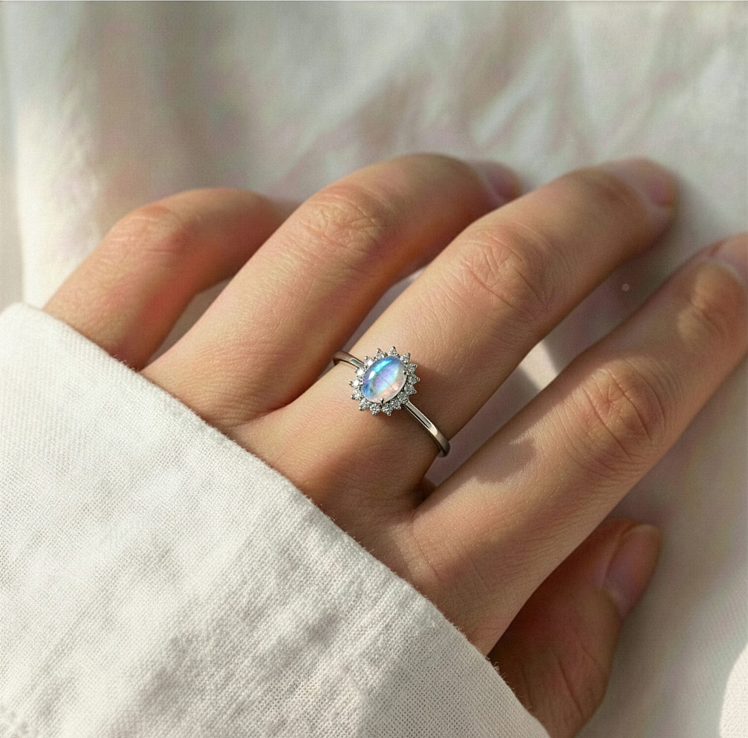 Princess Diana Inspired Halo Ring in Sterling Silver