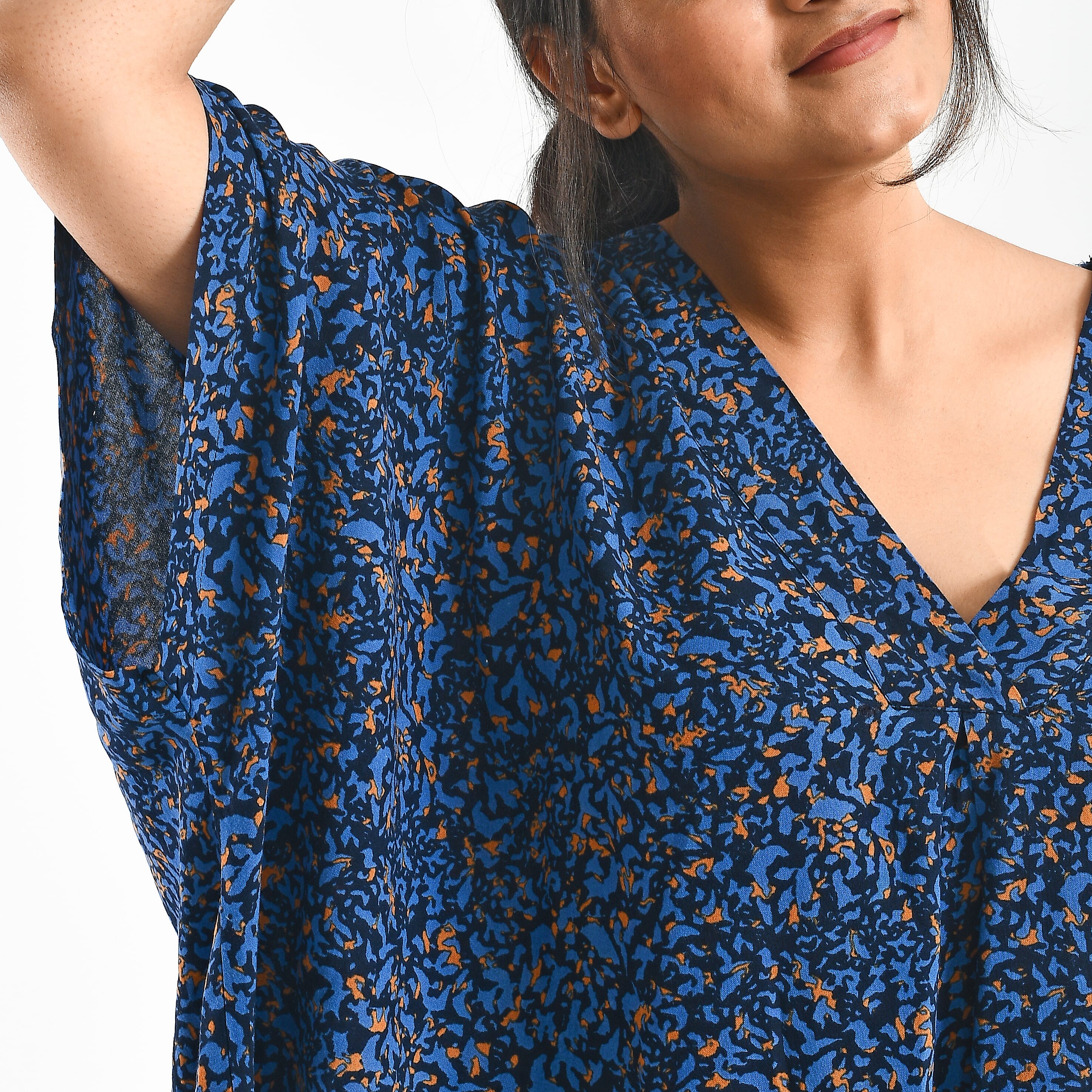 Tamsy V Neck Kaftan Midi Dress (One Size) - Navy