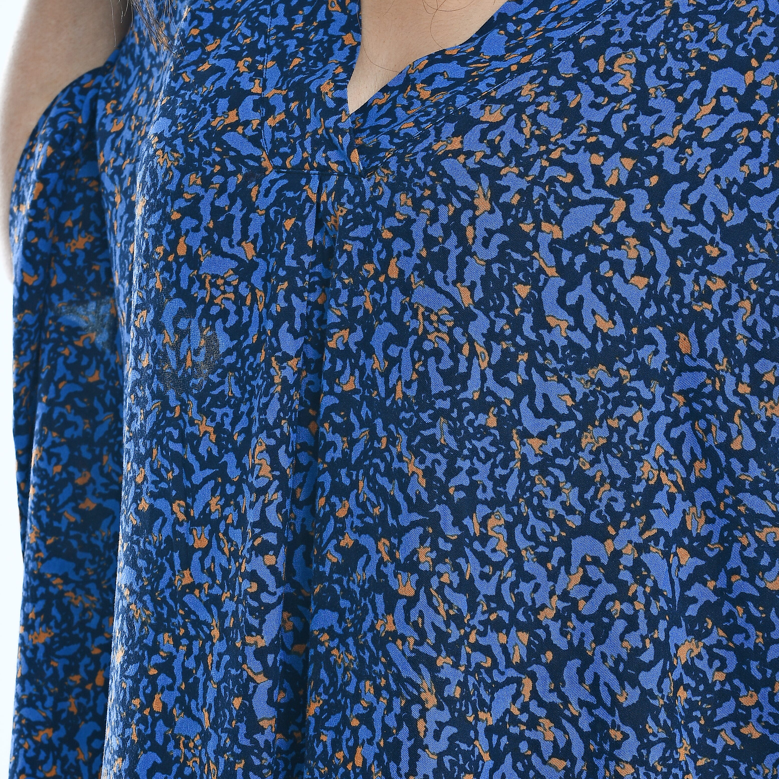 Tamsy V Neck Kaftan Midi Dress (One Size) - Navy