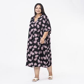 https://tjcuk.sirv.com/Products/73/4/7346157/Tamsy-V-Neck-Kaftan-Midi-Dress-Curve-Size-Black_7346157_2.jpg?w=342&h=342
