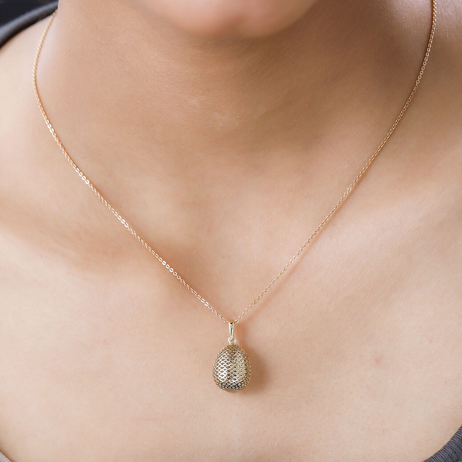 9K Yellow Gold Lattice Pendant