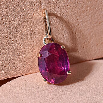 https://tjcuk.sirv.com/Products/73/6/7362099/9K-Yellow-Gold-AA-African-Ruby-Pendant-1-60-Ct_7362099_2.jpg?w=342&h=342