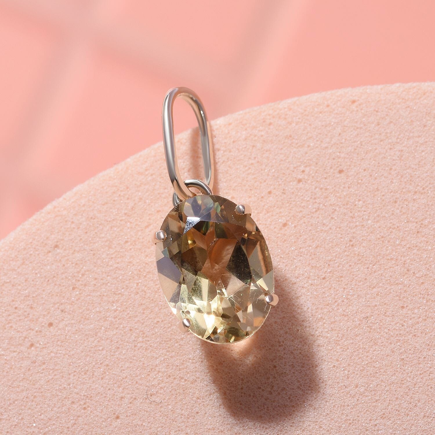 9K Yellow Gold Citrine Pendant 1.60 Ct.