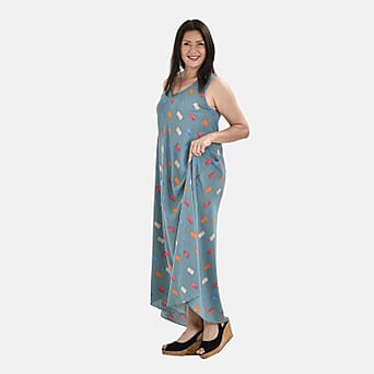 https://tjcuk.sirv.com/Products/73/6/7364187/Tamsy-100-Viscose-Geo-Print-Umbrella-Dress-Curve-Size-18-24-Turquoise_7364187_2.jpg?w=342&h=342