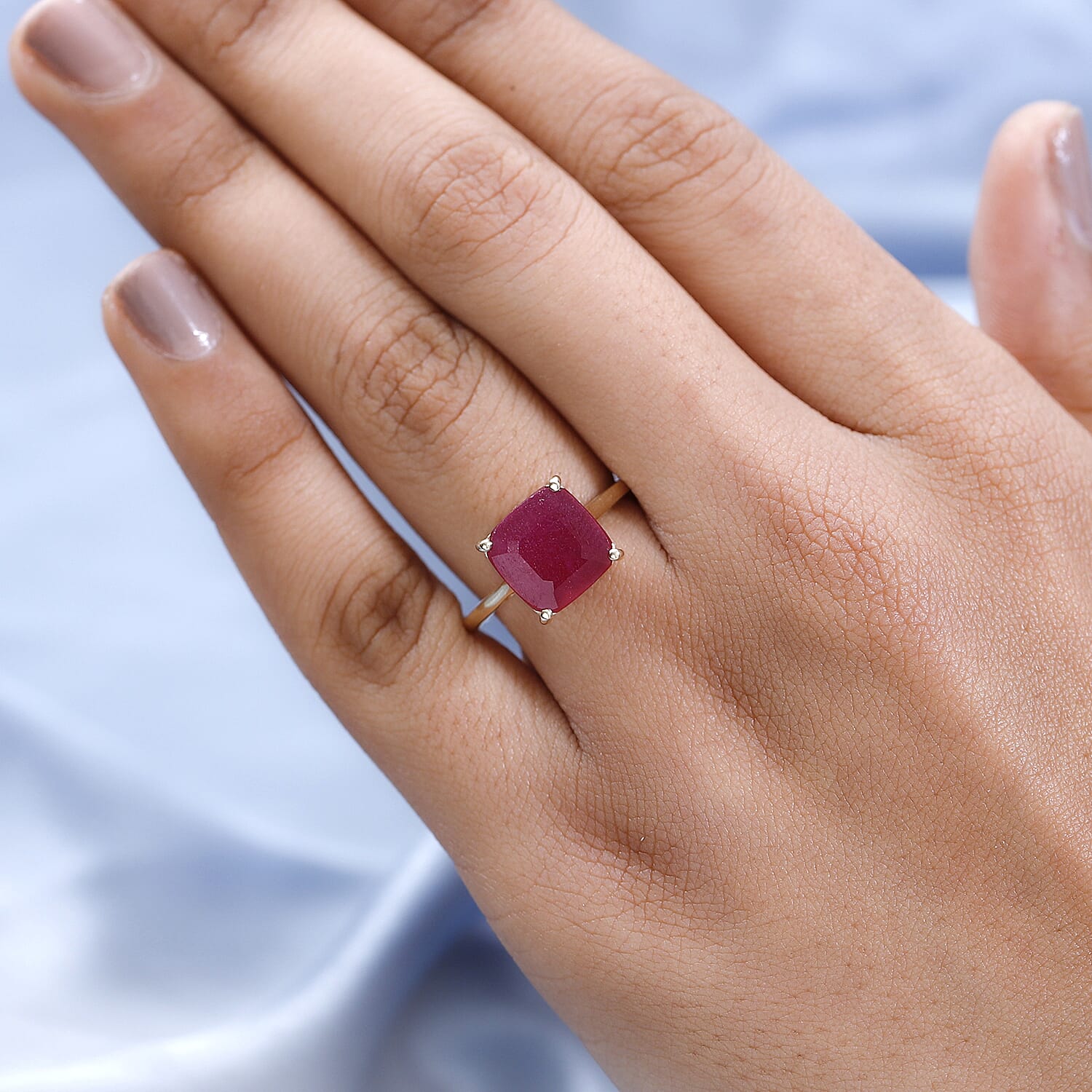 9K Yellow Gold Niassa Ruby Solitaire Ring 7.00 Ct