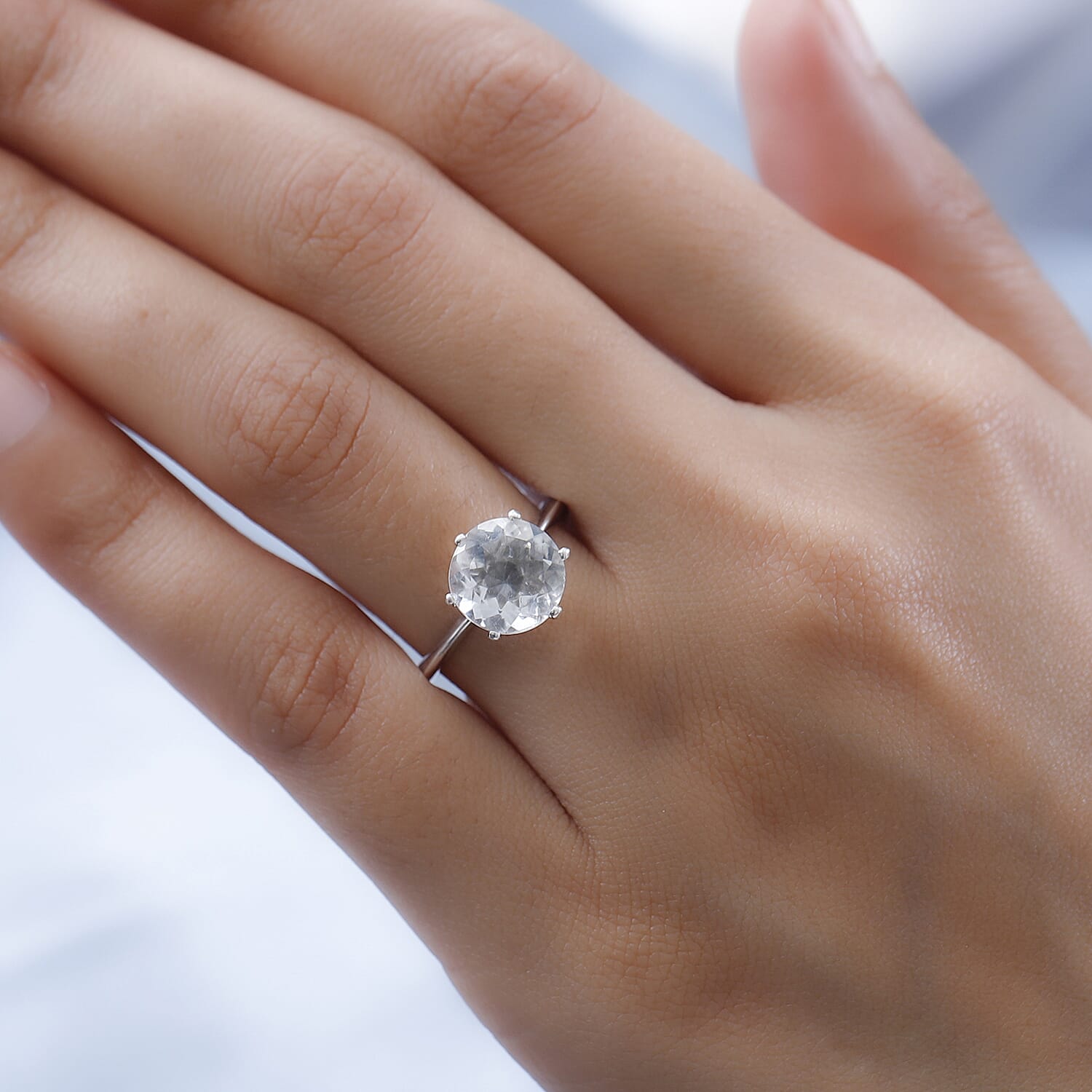 Hyalite Opal Solitaire Ring in Platinum Overlay Sterling Silver 2.96 Ct