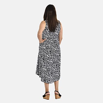 https://tjcuk.sirv.com/Products/73/6/7368598/OTO-Tamsy-Abstract-Umbrella-Midi-Dress-One-Size-Curve-20-26-Black-Whit_7368598_1.jpg?w=342&h=342