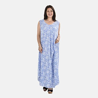 https://tjcuk.sirv.com/Products/73/6/7368611/Tamsy-Daisy-Print-Umbrella-Maxi-Dress-Sky-Blue_7368611_3.jpg?w=342&h=342