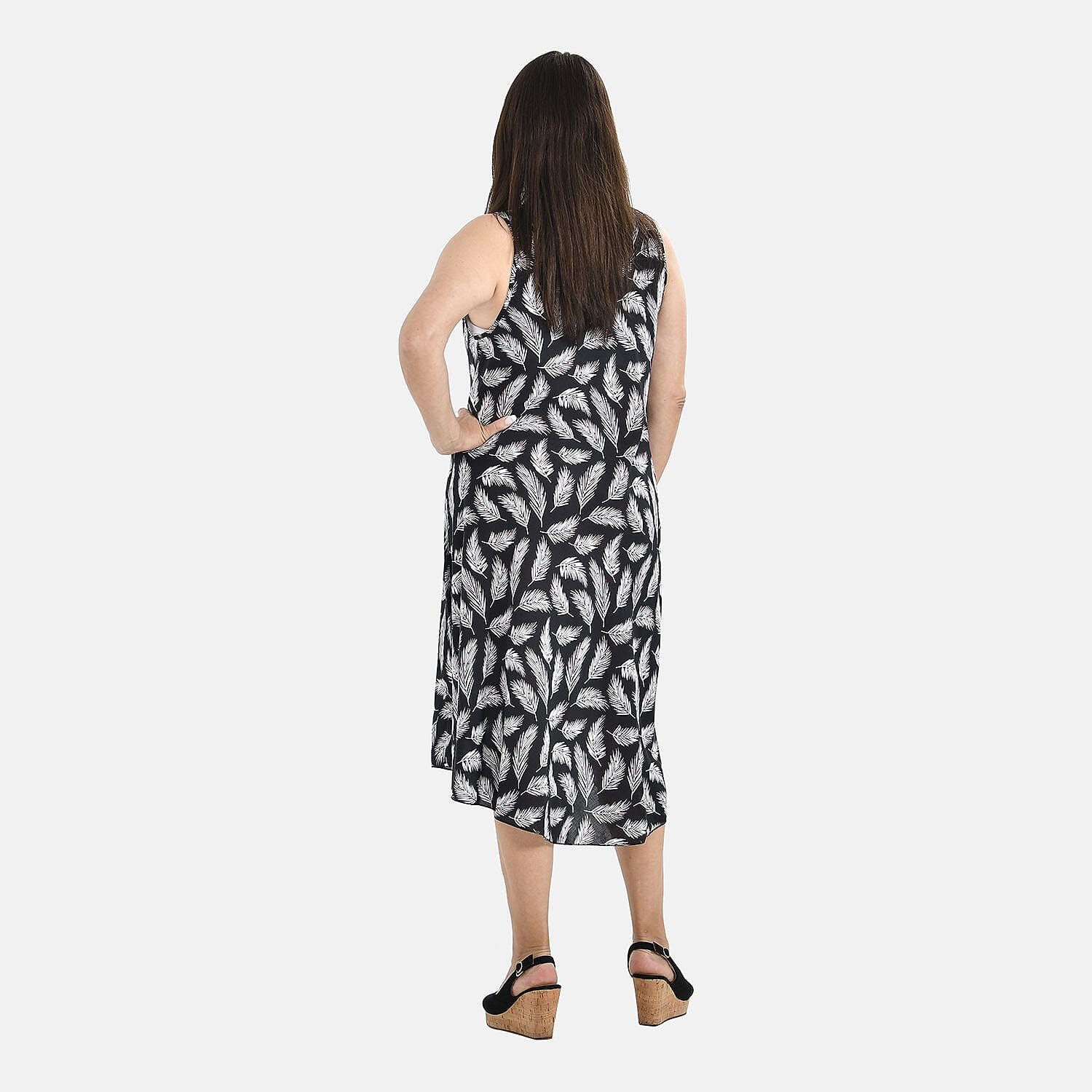 Tamsy 100% Viscose Leaf Pattern Umbrella Midi Dress (One Size Curve) - Black & White