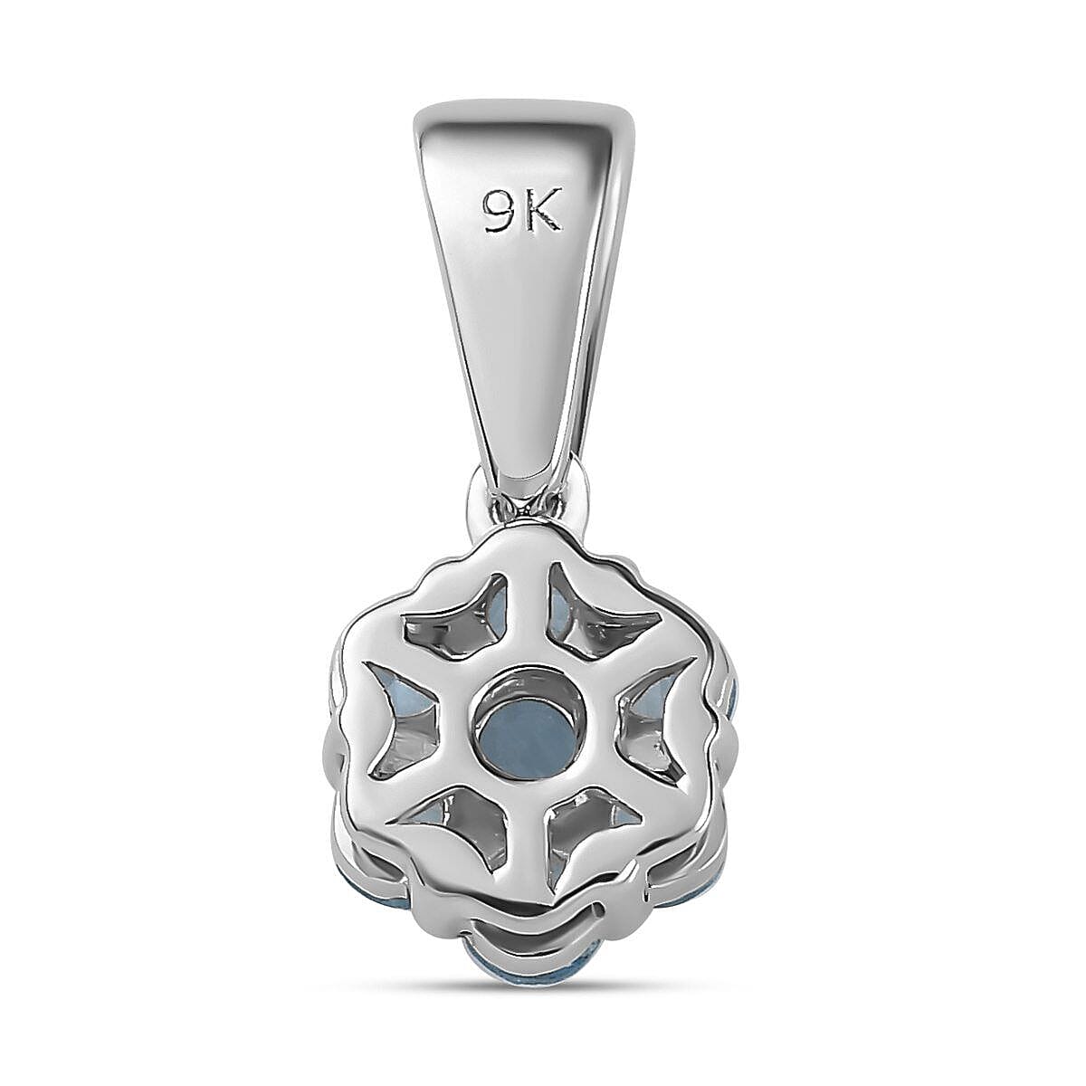9K White Gold Santamaria Aquamarine Cluster Pendant.