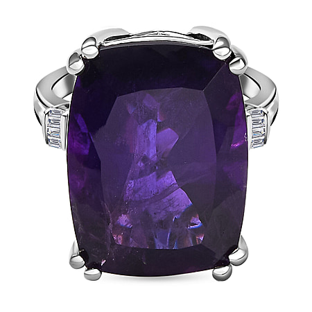 Amethyst and Diamond Ring in Platinum Overlay Sterling Silver 19.36 Ct, Silver Wt 5.00 Gms.