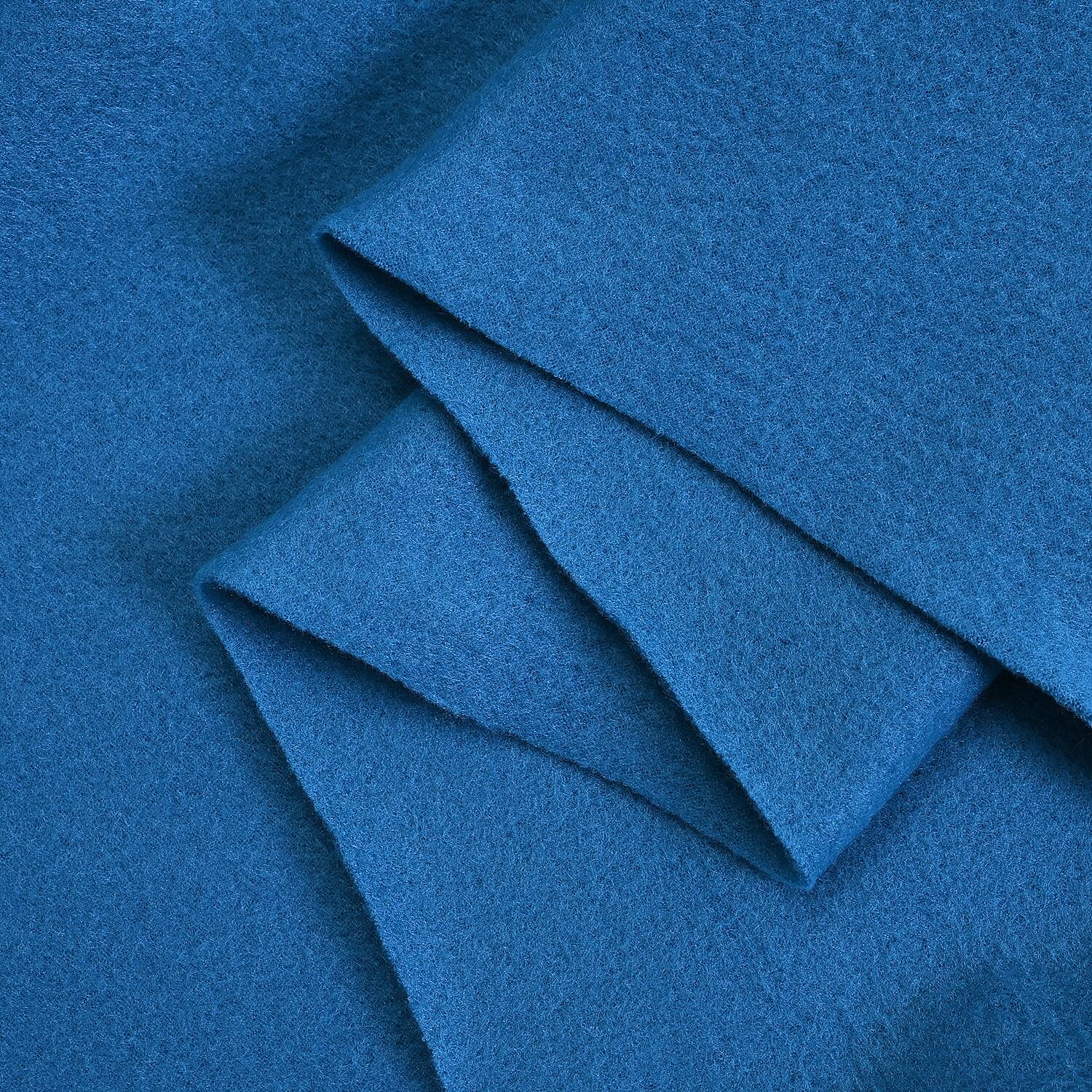 SUPER BARGAIN- Fleece Solid Blanket (Size 170x130 cm) - Blue