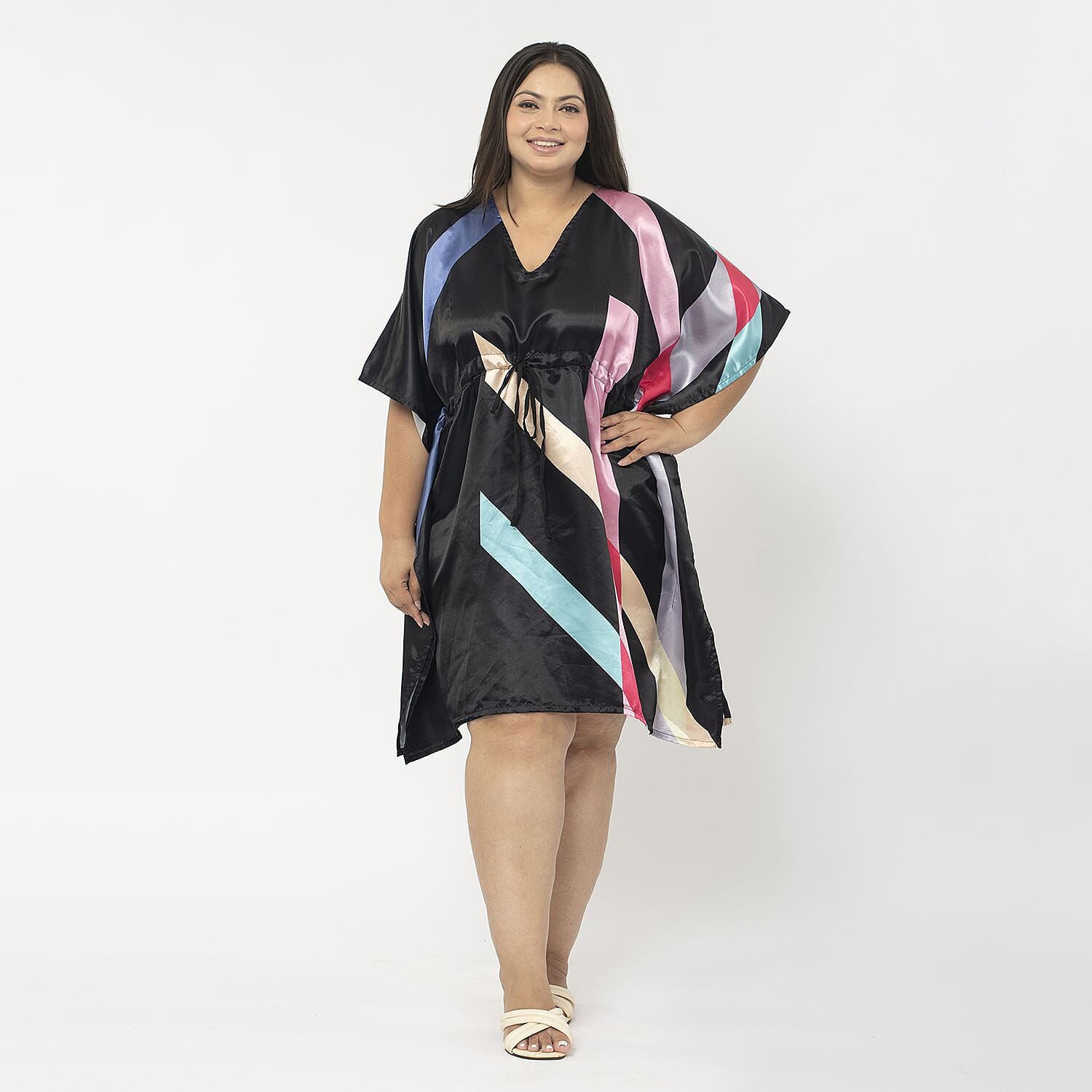 Tamsy Exclusive Liner Maze Print Short Kaftan (One Size, 8-18) - Black and Multi