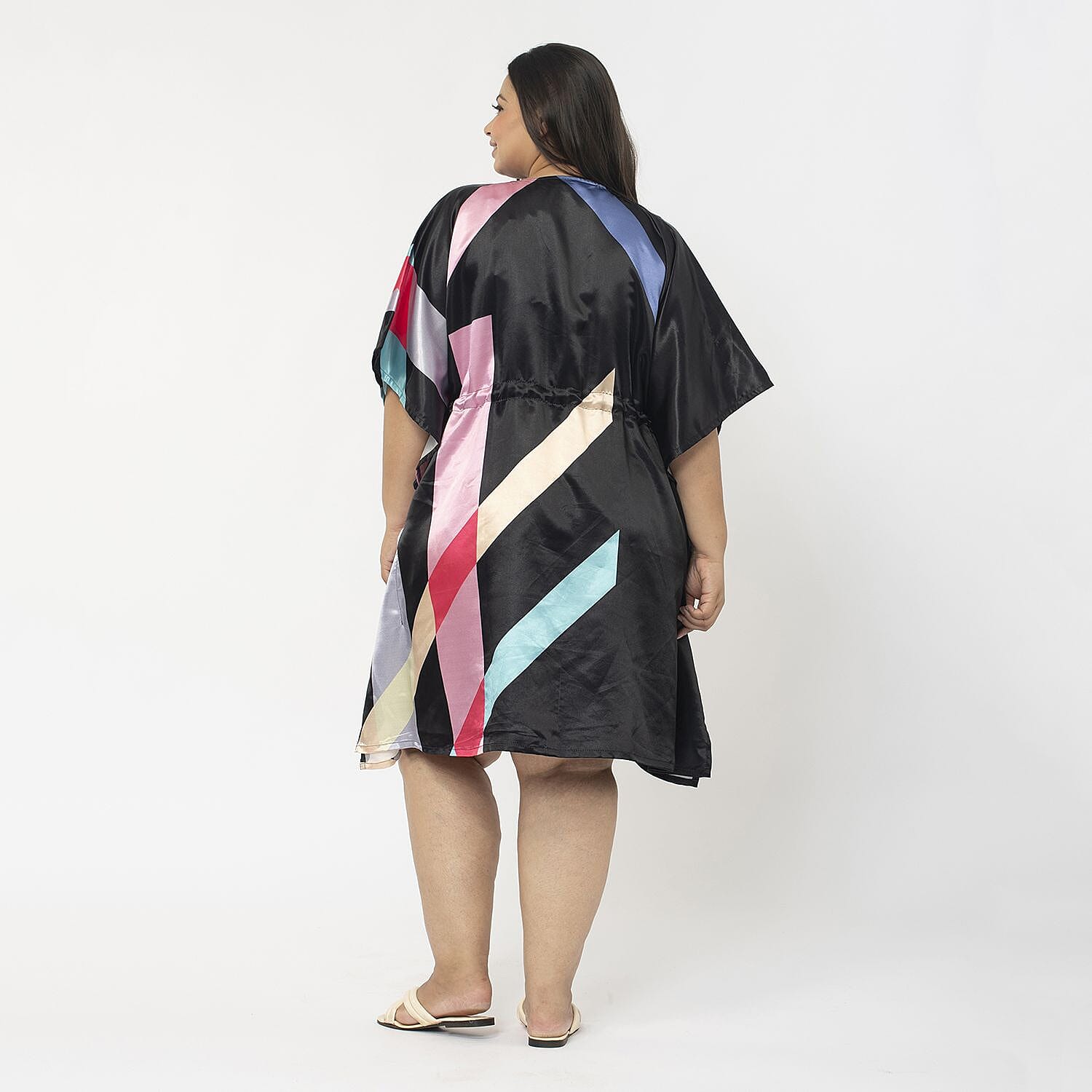 Tamsy Exclusive Liner Maze Print Short Kaftan (One Size, 8-18) - Black and Multi