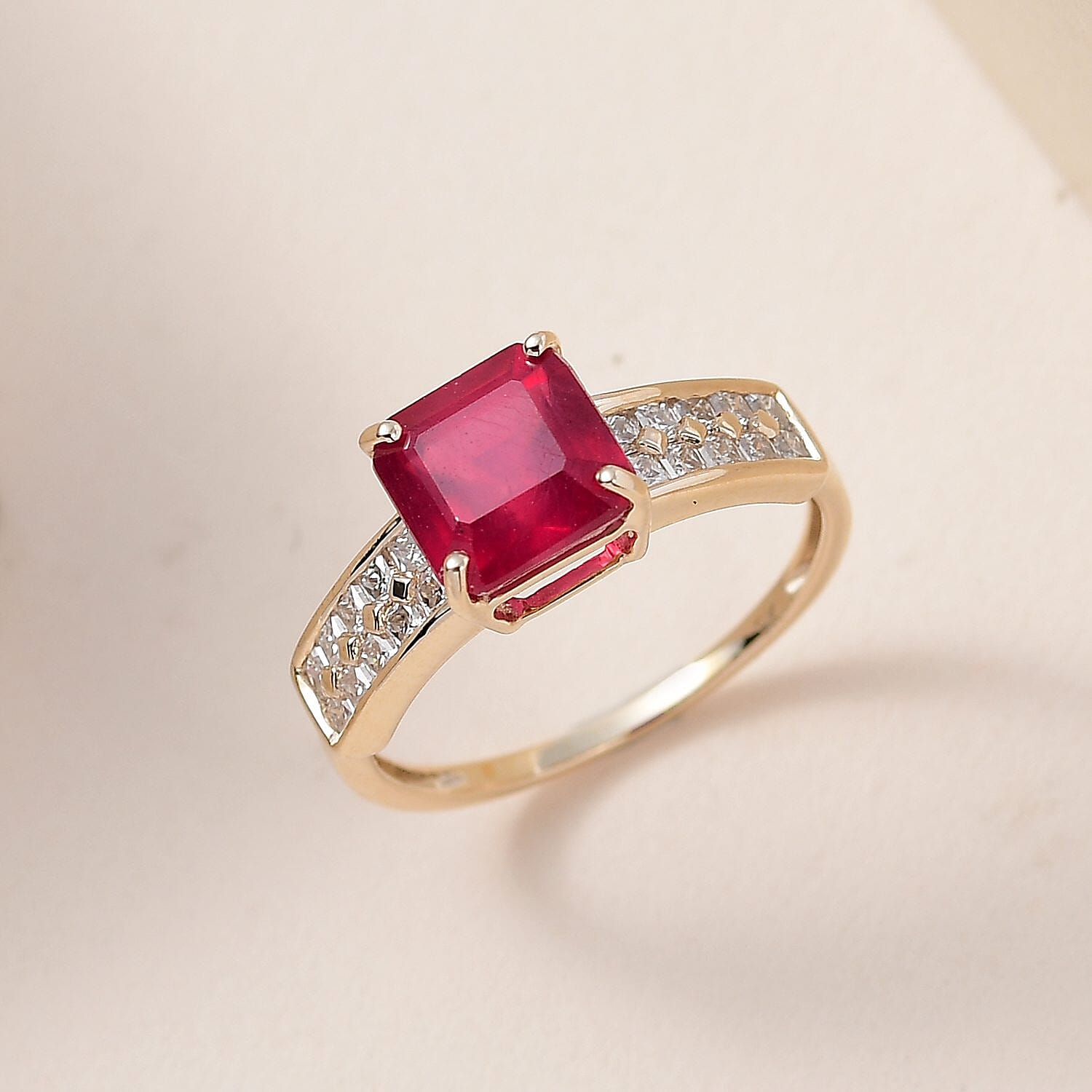 9K Yellow Gold African Ruby and Moissanite Ring 2.85 Ct