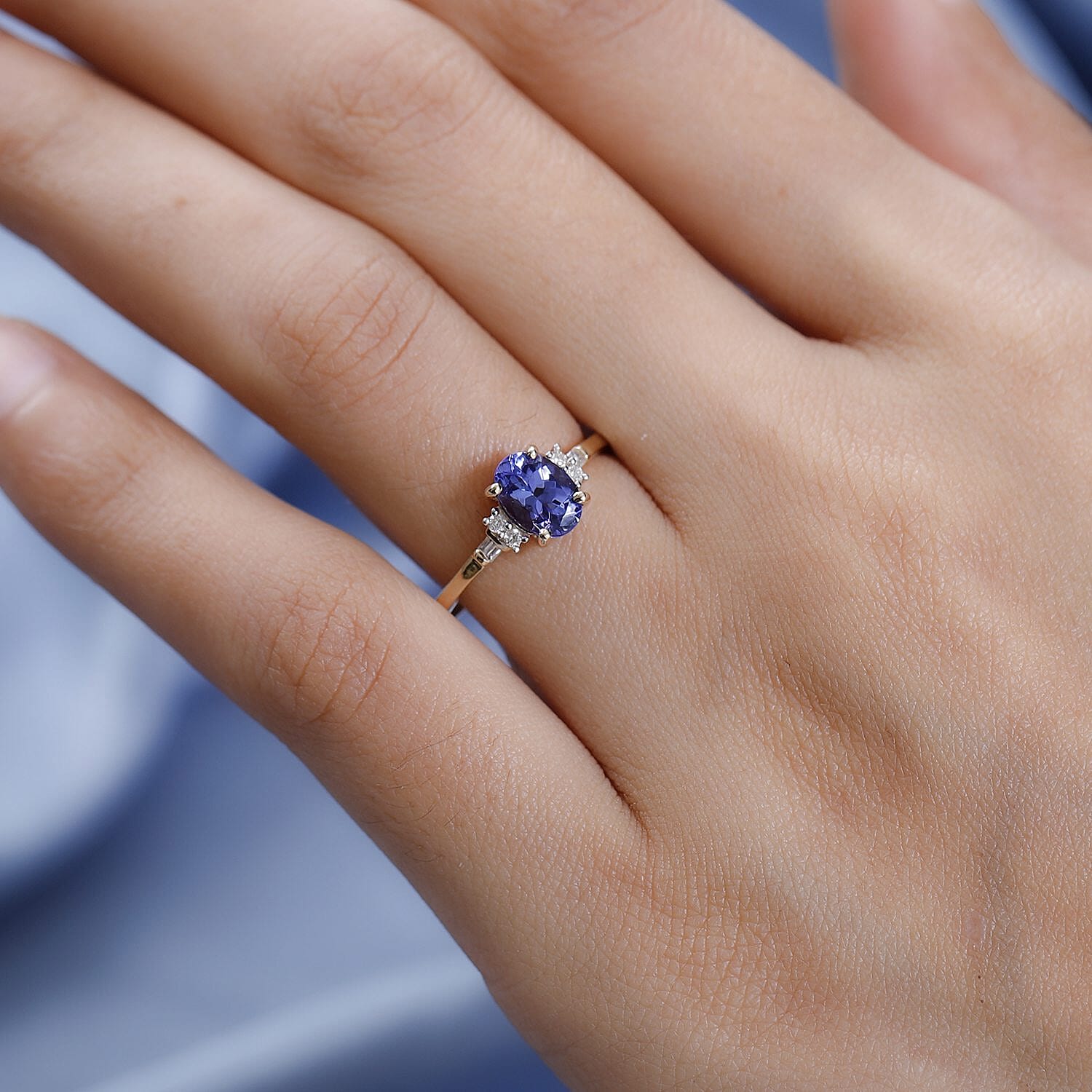 9K Yellow Gold Tanzanite and Diamond Ring 1.20 Ct.