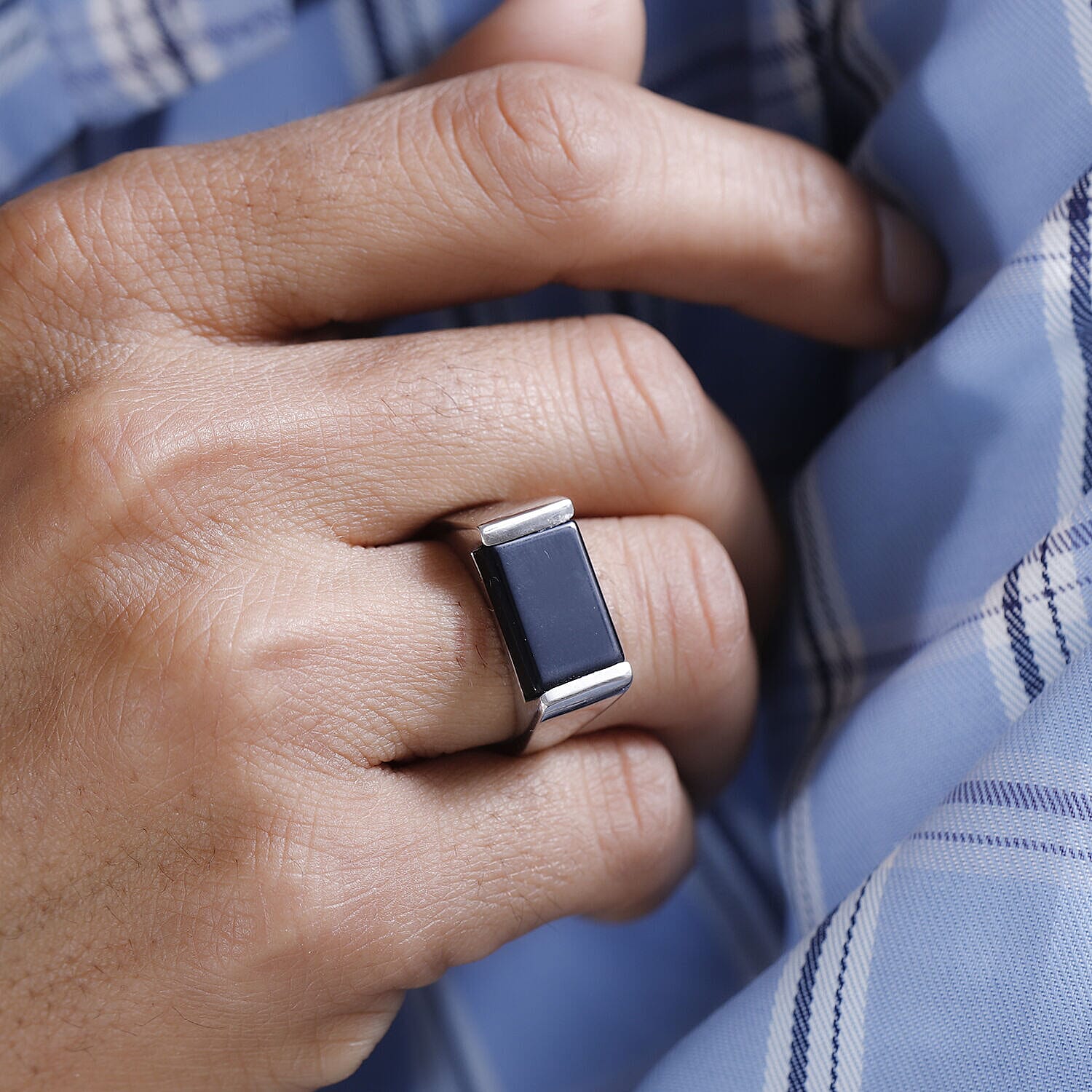 Black Onyx Signet Ring in Platinum Overlay Sterling Silver 5.13 Ct, Silver Wt 5.61 GM