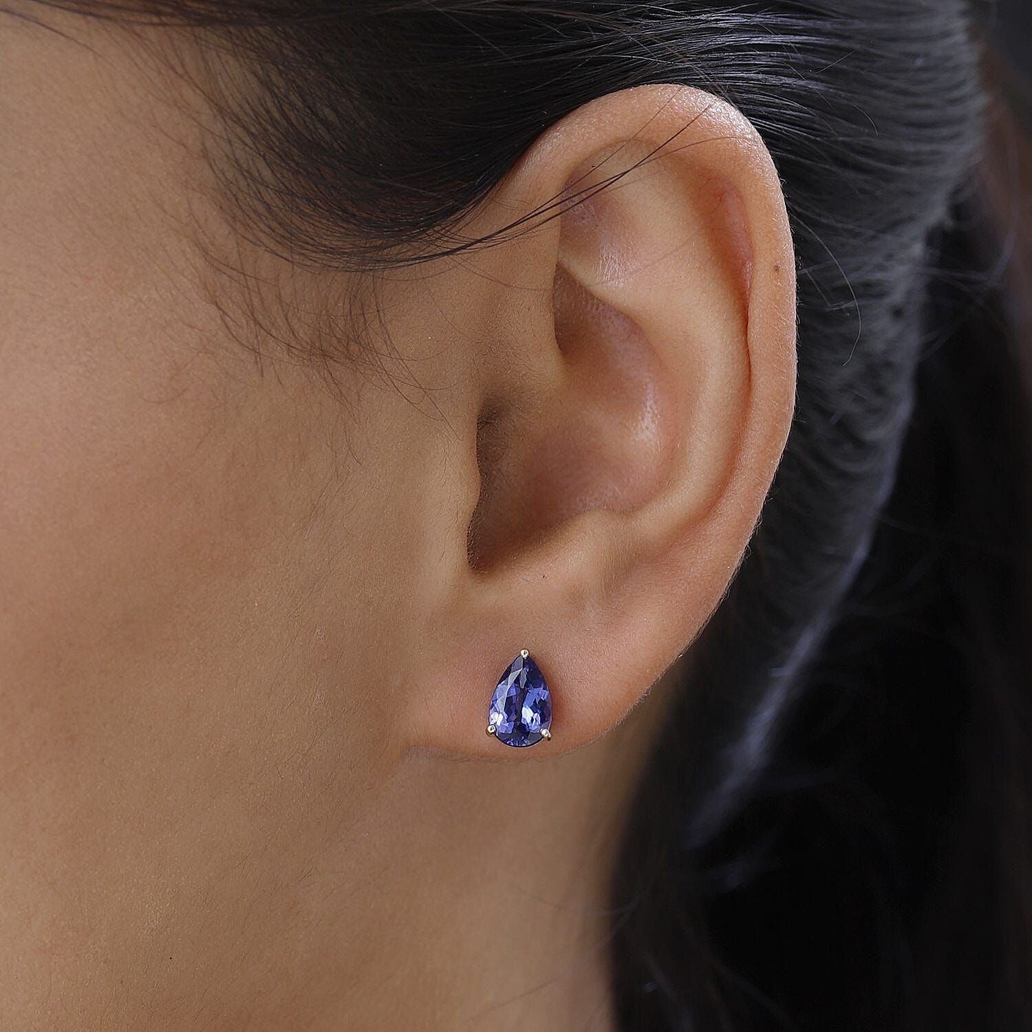 9K Yellow Gold Tanzanite Stud Earrings 2.61 Ct.