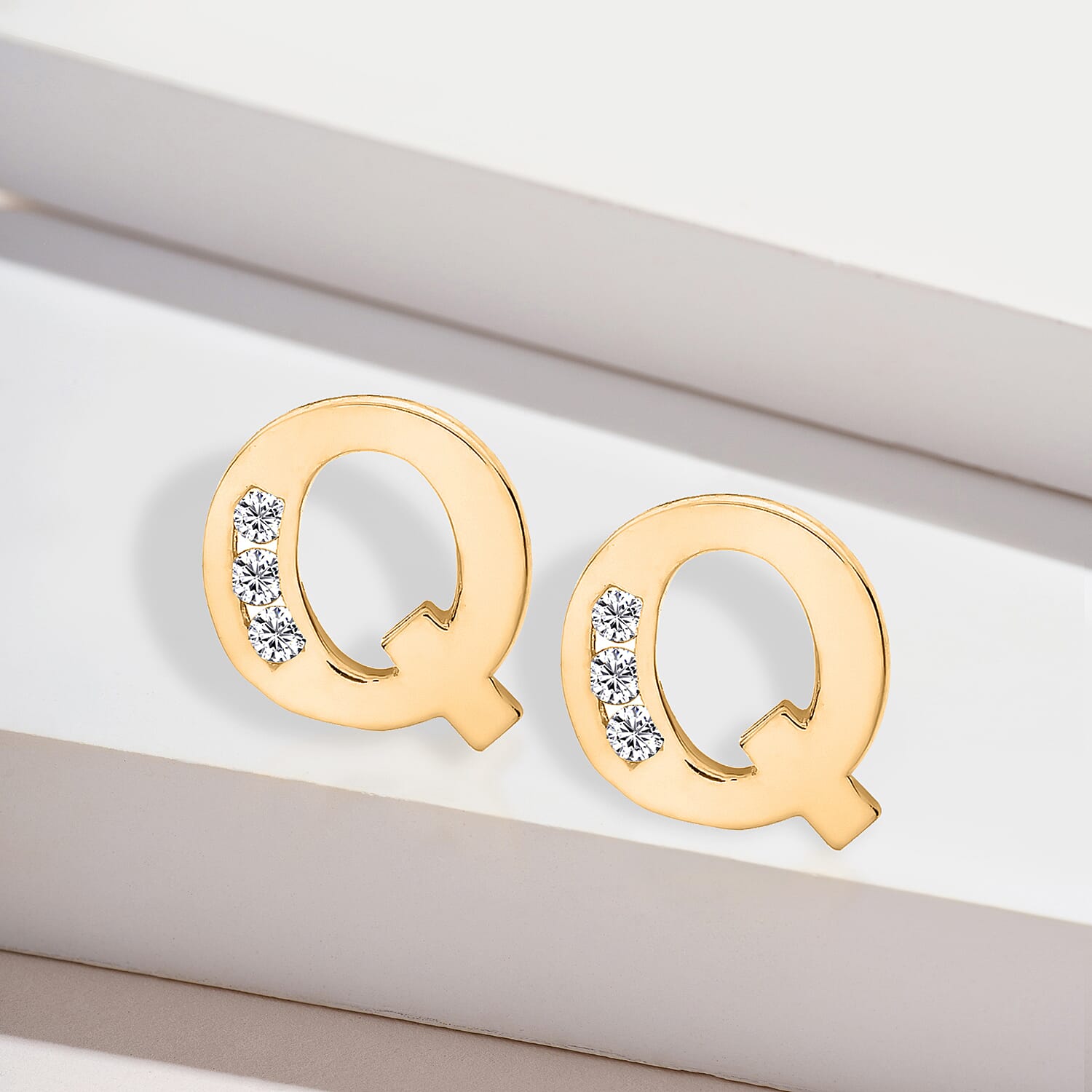 9K Yellow Gold  A   Cubic Zirconia  Earring 0.03 ct,  Gold Wt. 0.64 Gms  0.030  Ct.