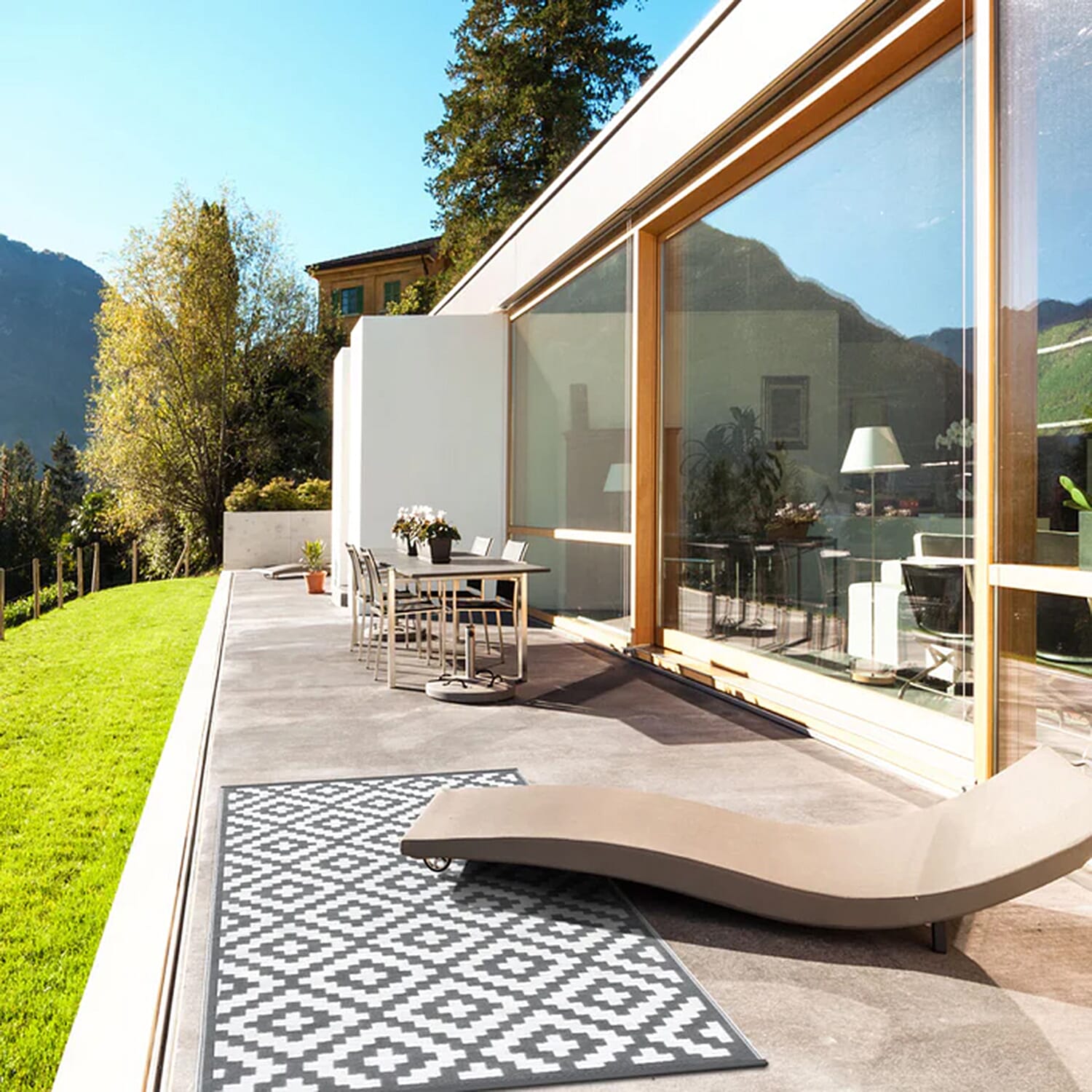 Green Decore Lightweight Reversible Stain Proof Plastic Outdoor Rug (Size 180x120 cm) - Warm Grey and White