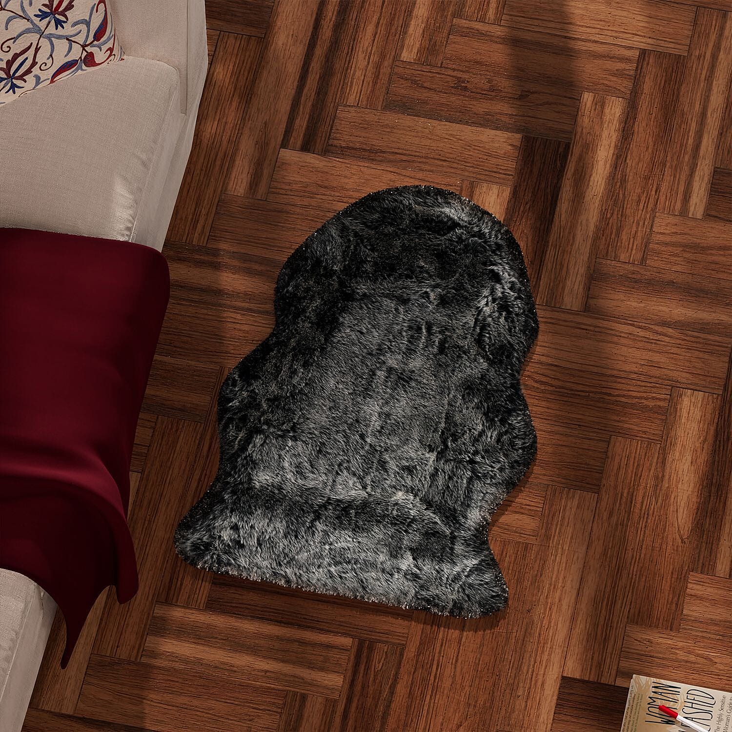 Super Soft Faux Fur Rug (Size 100x60 cm) - Black