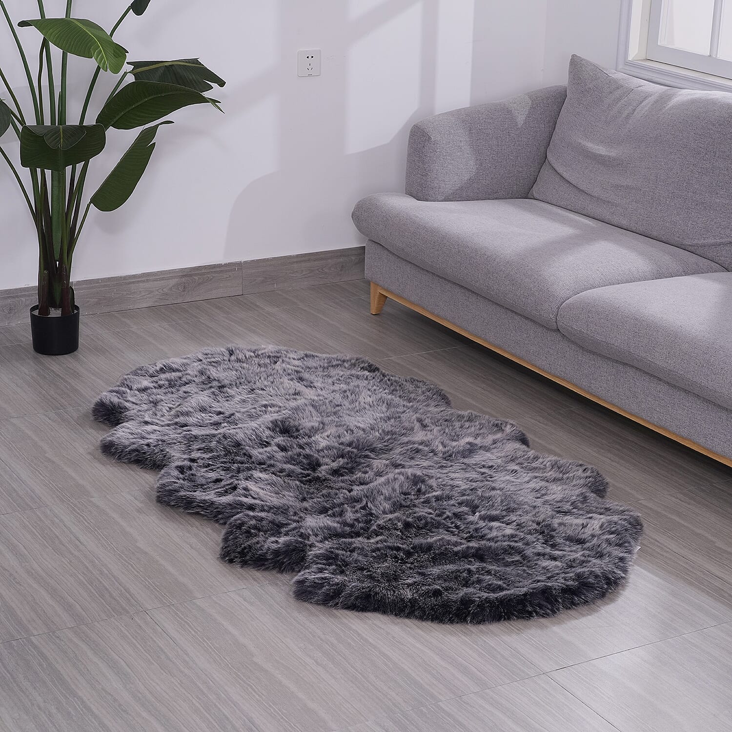 Non-Slip Faux Fur Knitted Rug (Size 180x60 cm) - Black