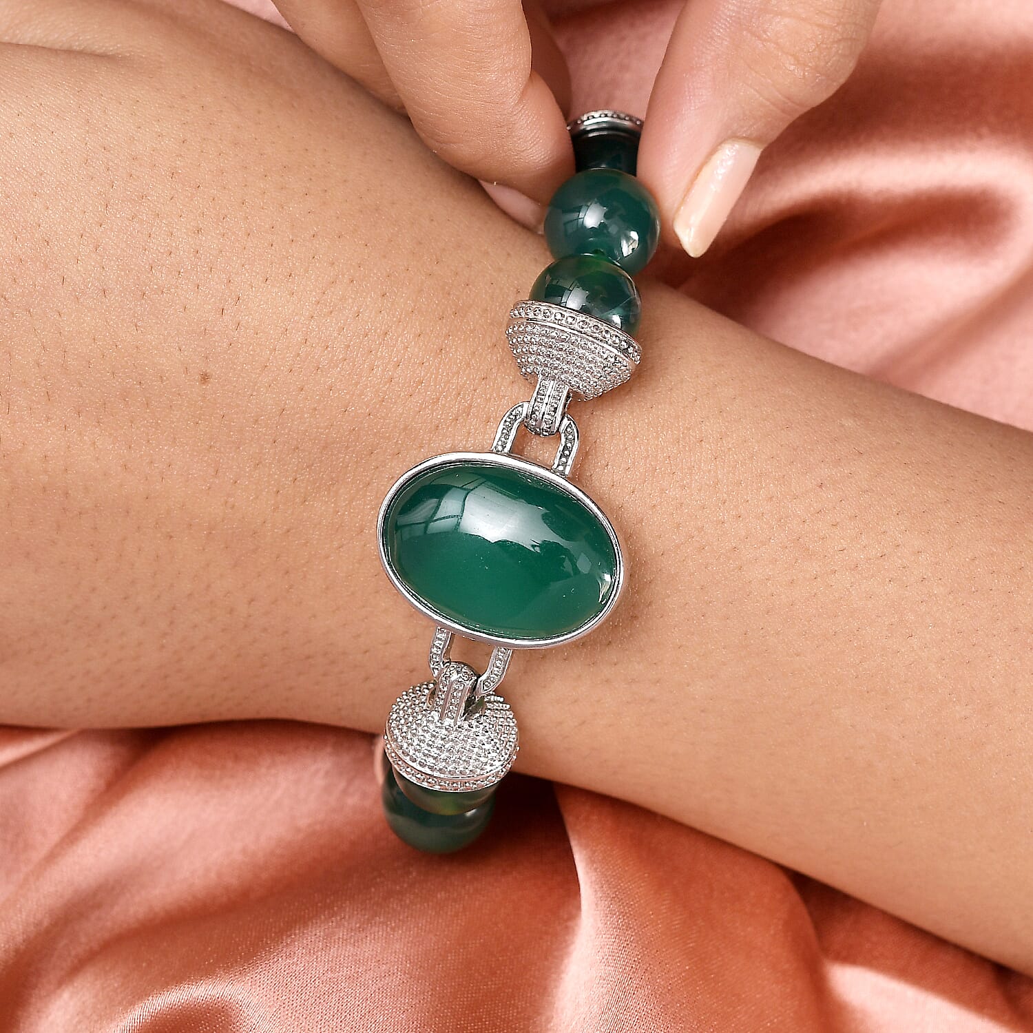Green Onyx Bracelet (Size - 7.5 with Extender) in Stainless Steel 20.60 Ct.
