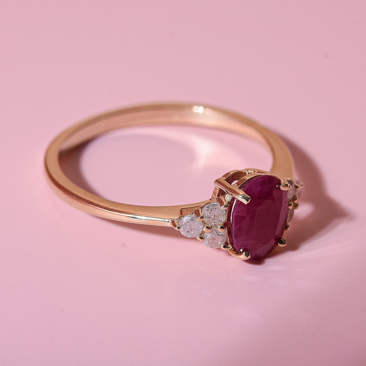 9K Yellow Gold Ruby and Diamond (G-H) Ring 1.11 Ct