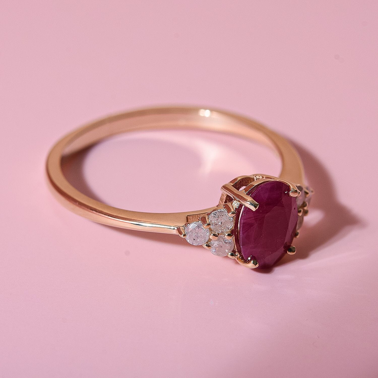 9K Yellow Gold Ruby and Diamond (G-H) Ring 1.11 Ct