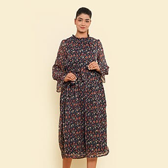https://tjcuk.sirv.com/Products/74/3/7439365/TAMSY-Floral-Printed-Dress---Blue_7439365.jpg?w=342&h=342