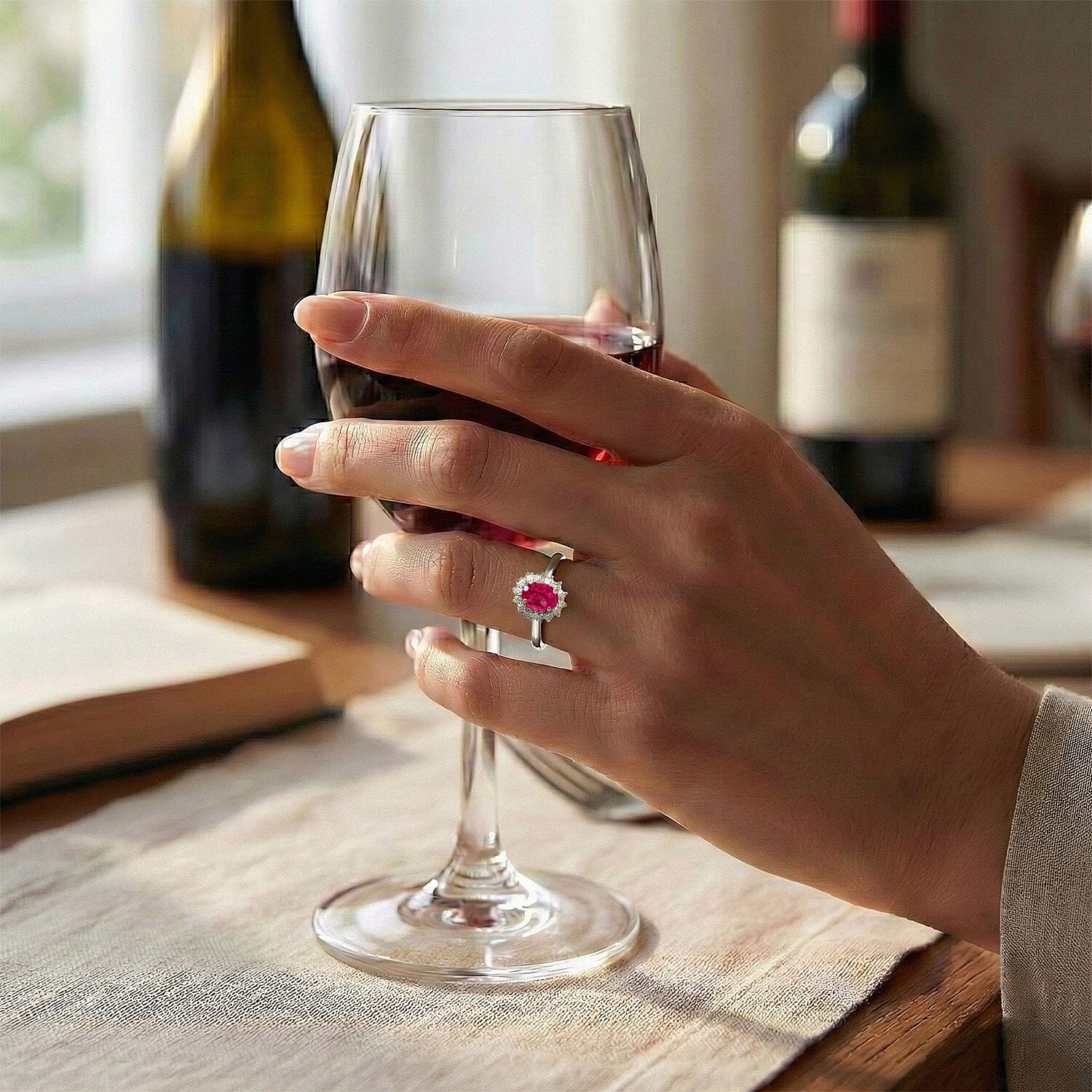 Princess Diana Inspired Halo Ring in Sterling Silver